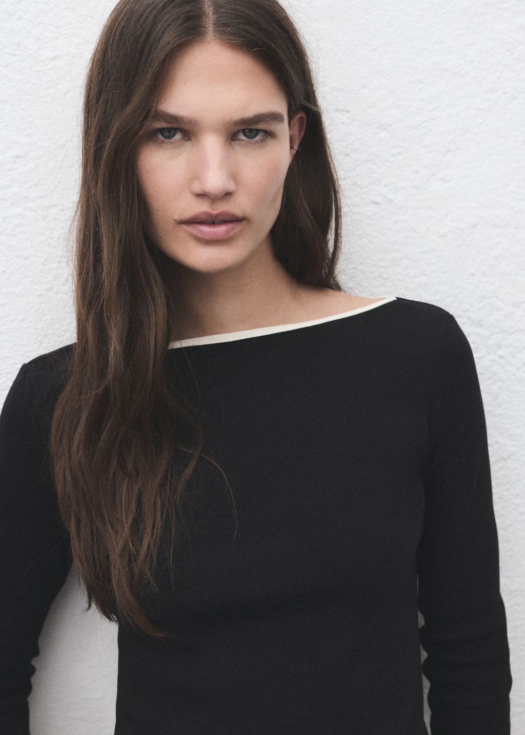 Cotton t-shirt with buttoned cuffs