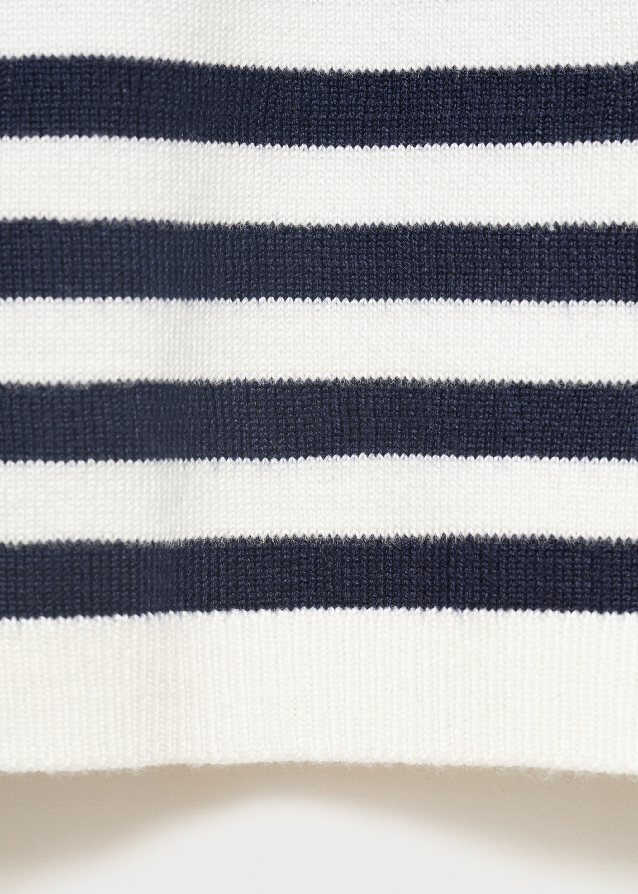 Sweater lengan pendek garis-garis - Rincian barang 0
