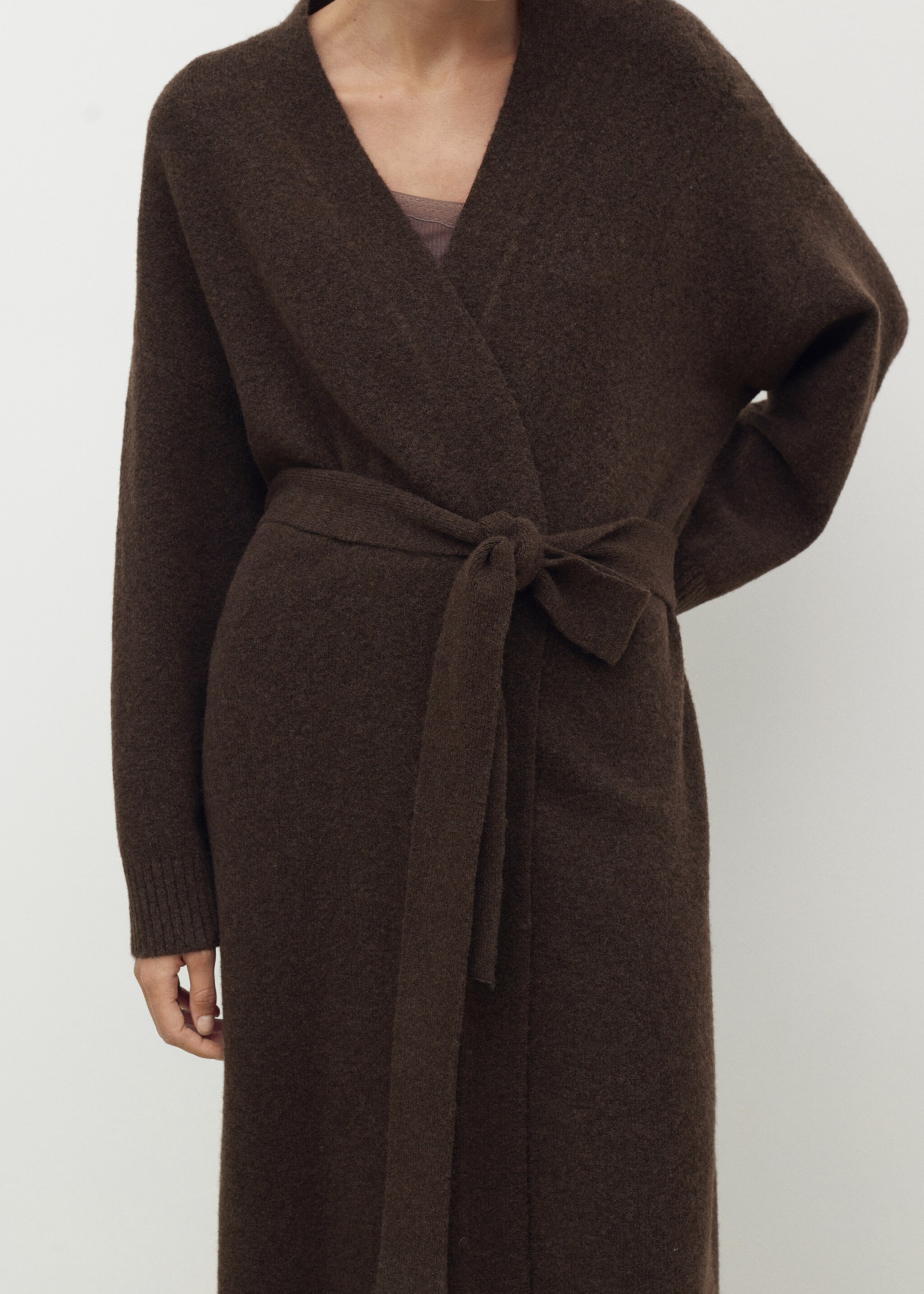 Knitted long dressing gown - Medium plane, Chocolate. Ref: 17034102-00.