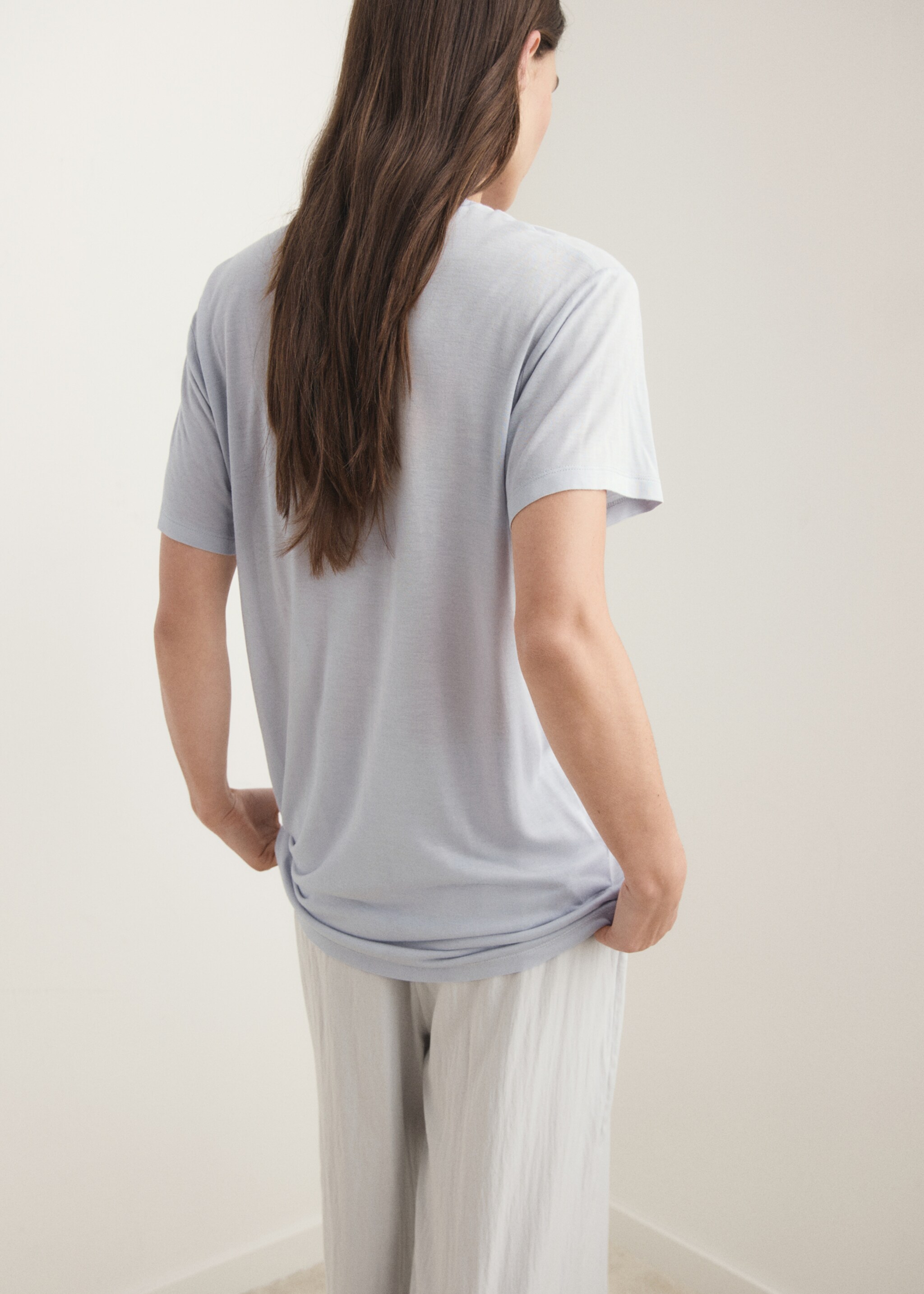 Garment washed t-shirt - Reverse of the article, Light/Pastel Grey. Ref: 17034105-00.