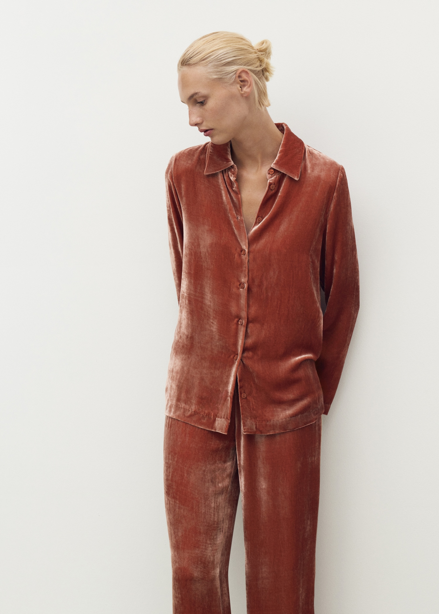 Chemise velours soie Femme MANGO France métropolitaine