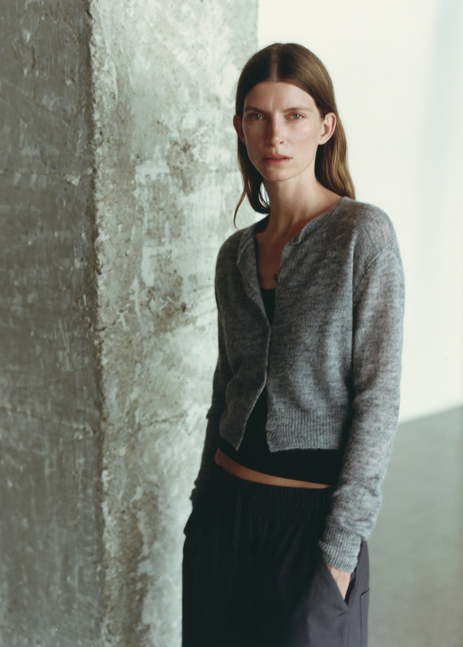 Short wool cardigan - Details of the article 7
