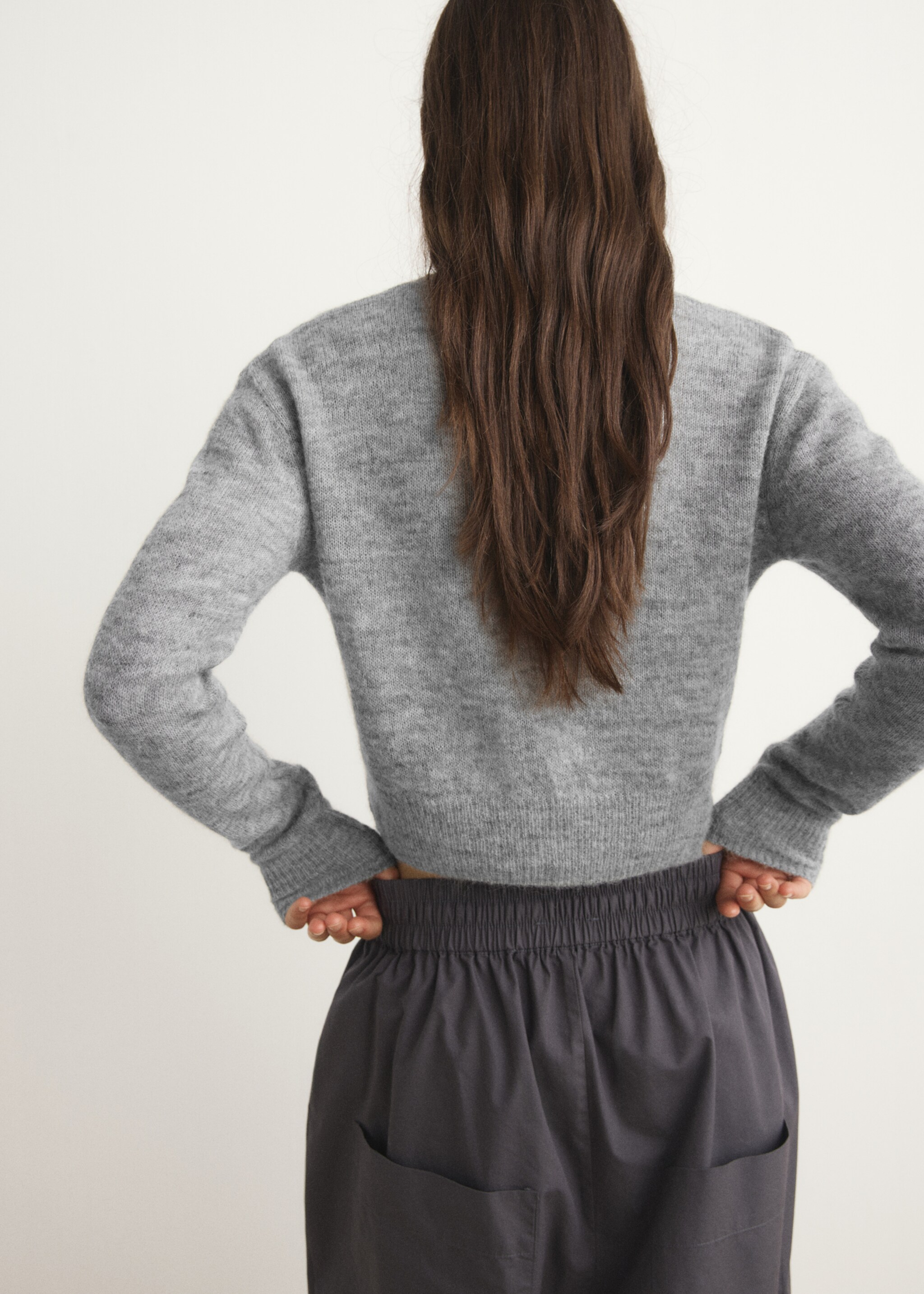 Cardigan court en laine - Verso de l’article, Gris chiné moyen. Ref: 17034111-00.
