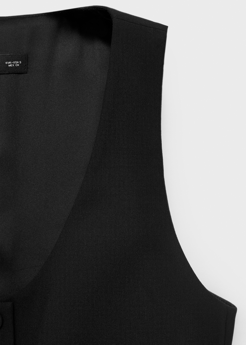 Suit vest with buttons