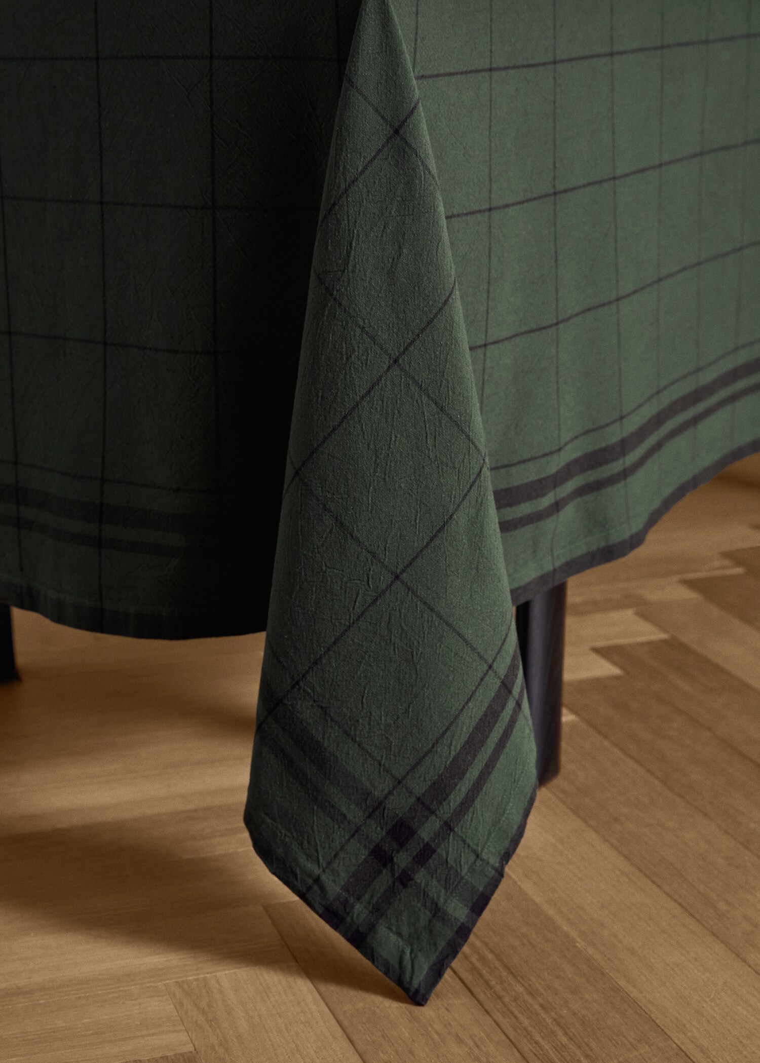 Überfärbter Baumwolltischdecke mit Karomuster für 2-4 Gäste - Detail des Artikels 8