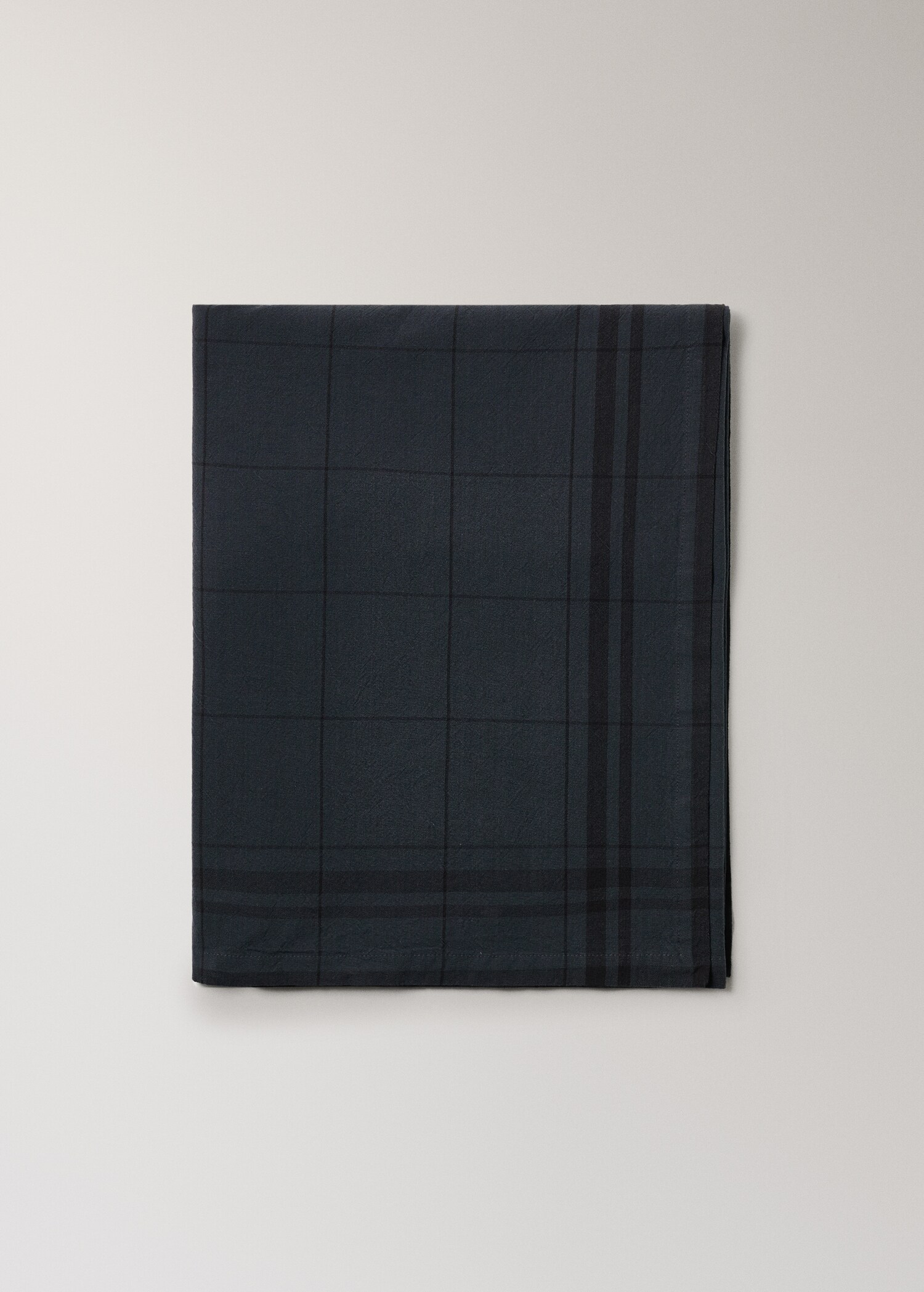 Overdyed cotton check tablecloth for 2-4 diners - Article without model