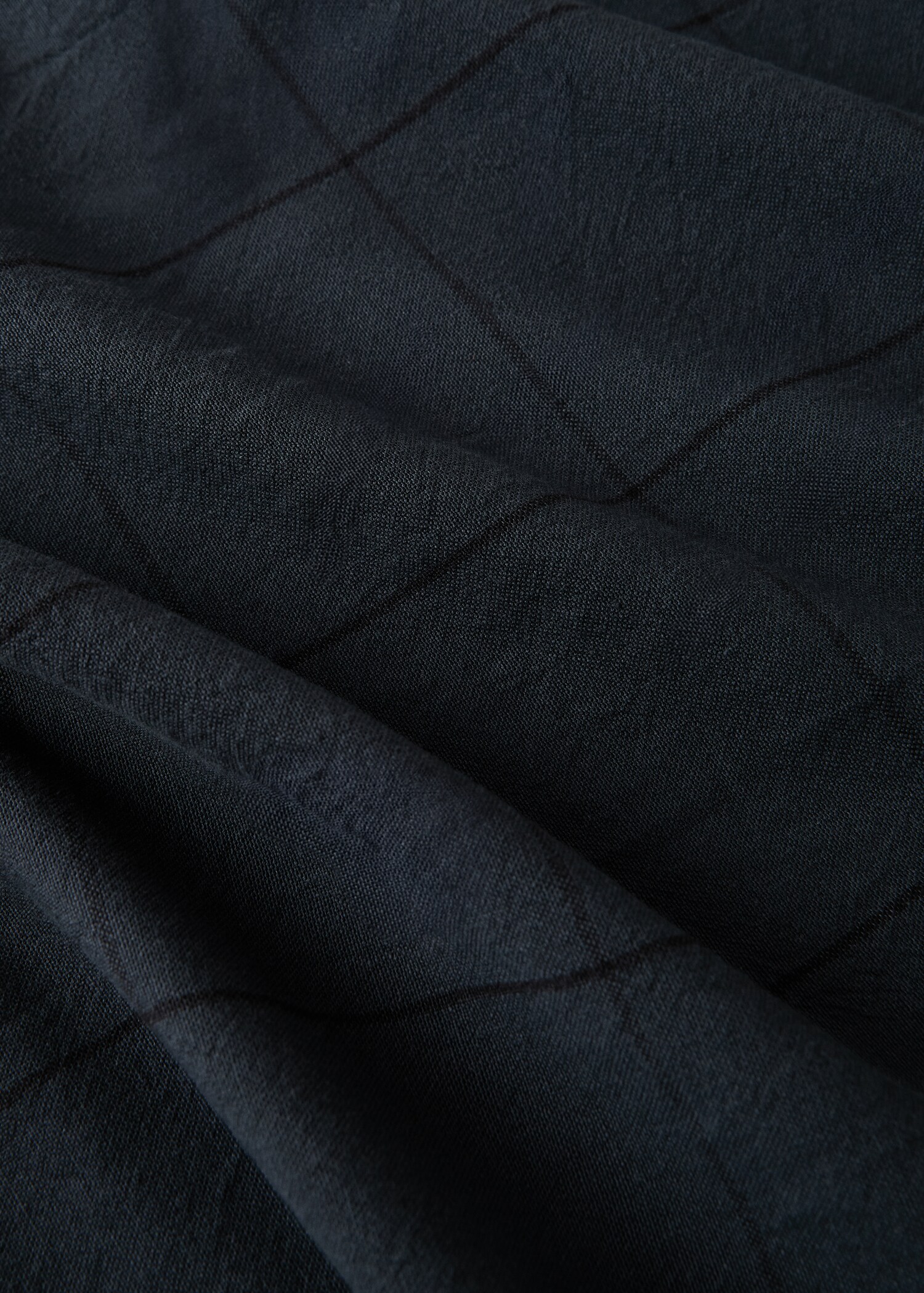 Overdyed cotton check tablecloth for 2-4 diners - Details of the article 2