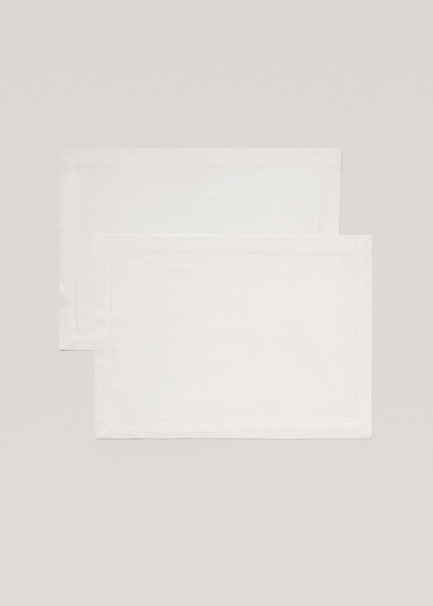 Cotton placemat with hemstitch - Article without model