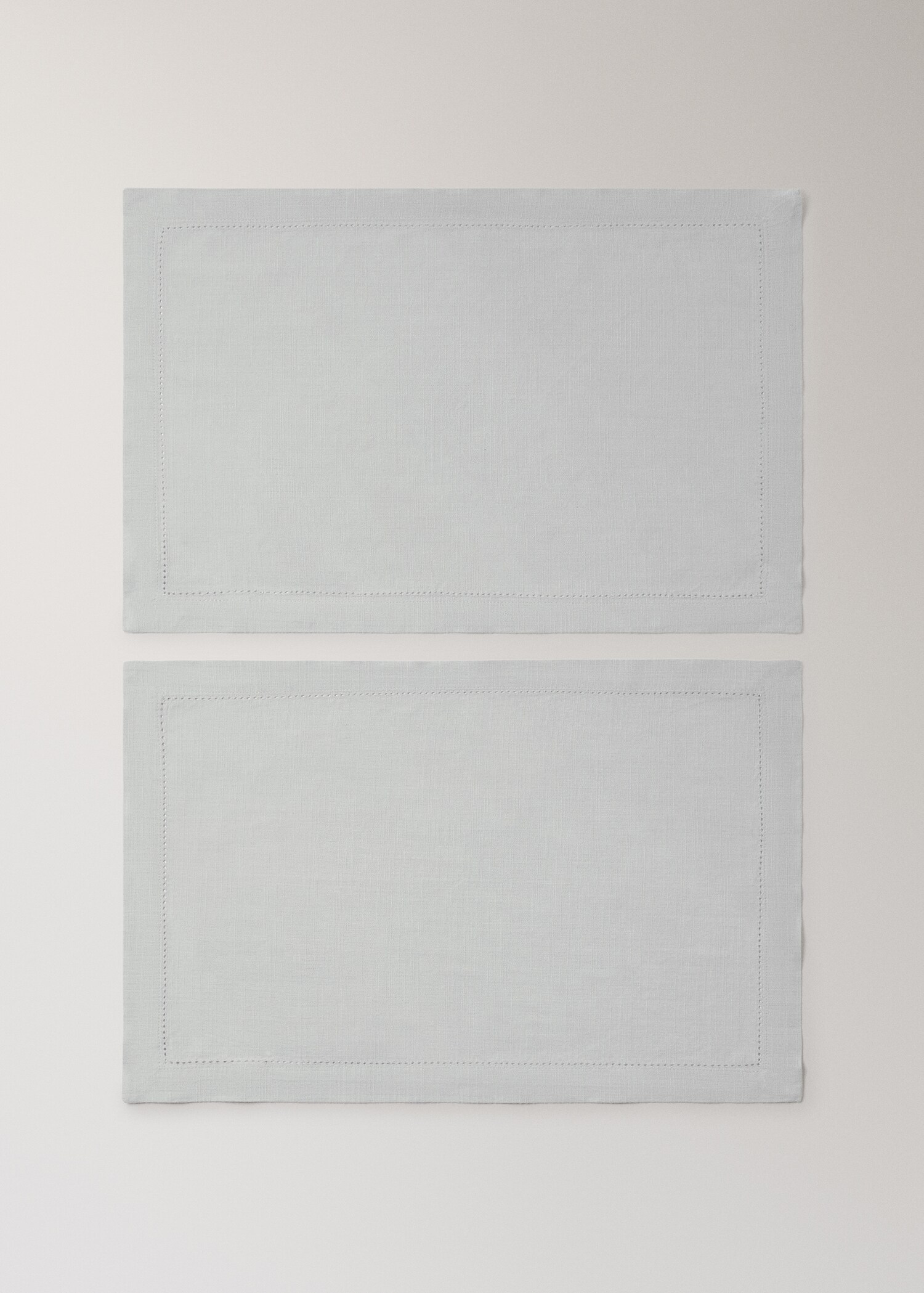 Cotton placemat with hemstitch - Article without model