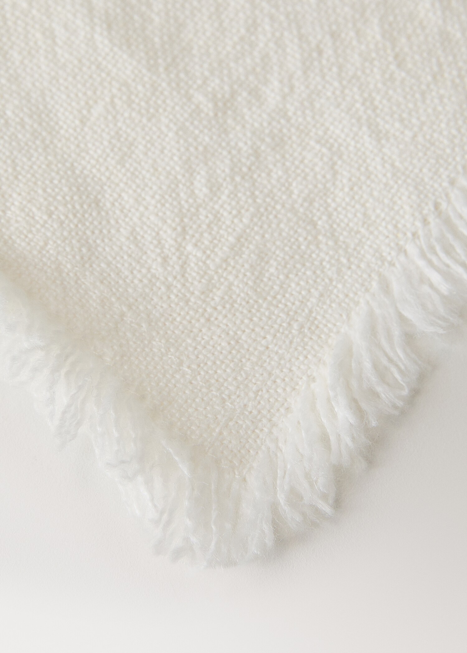 Linen placemat with tassels - Details of the article 1