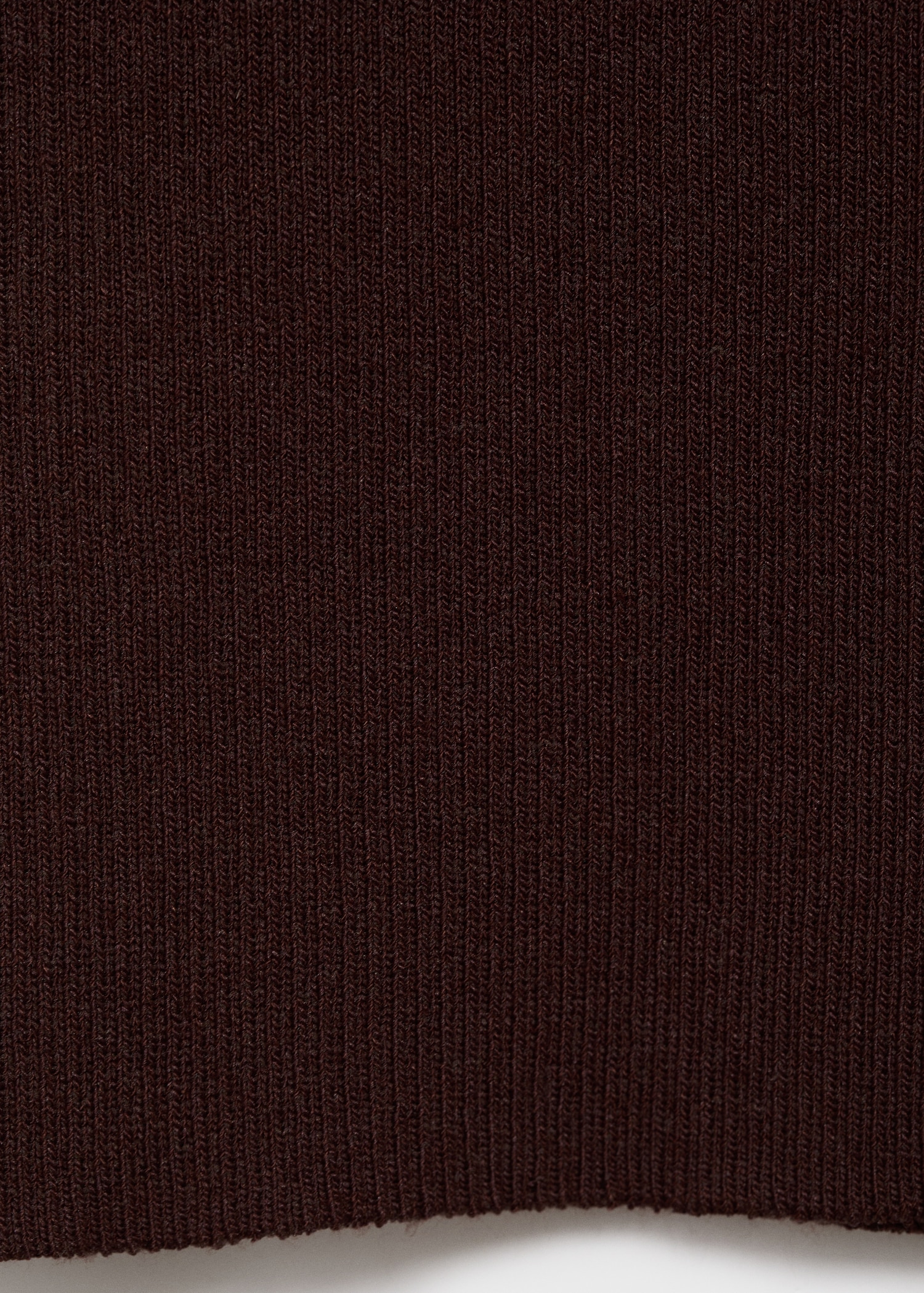 Knitted gilet with slits - Details of the article 0