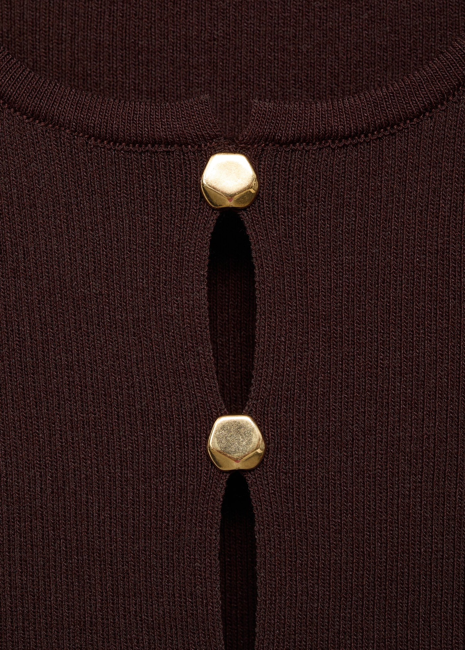 Knitted gilet with slits - Details of the article 8