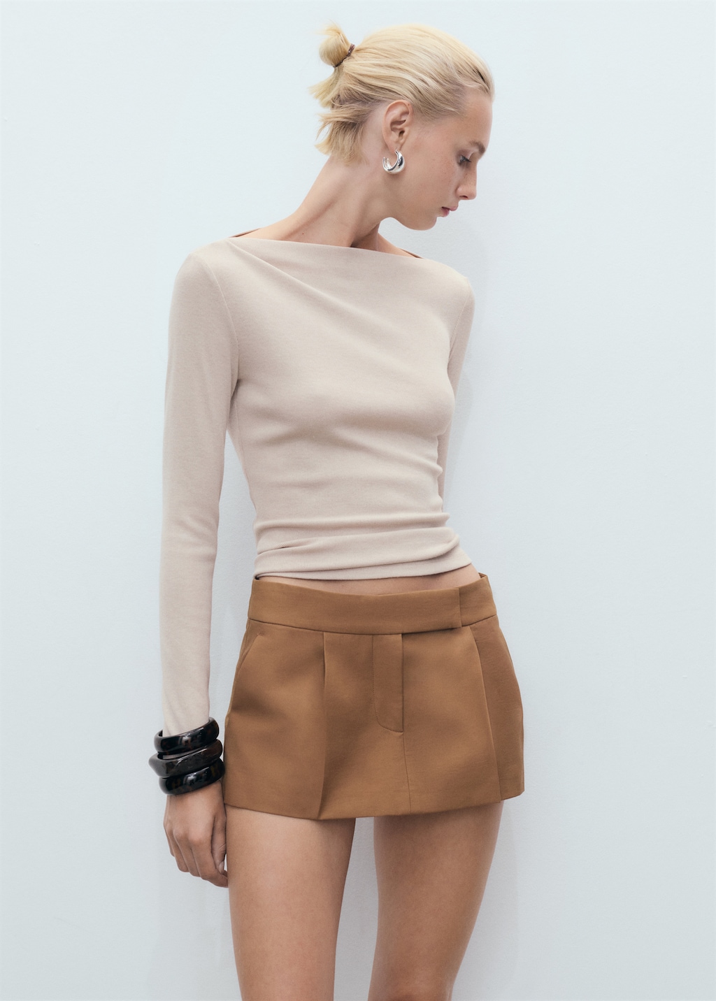 Long-sleeved boat-neck t-shirt