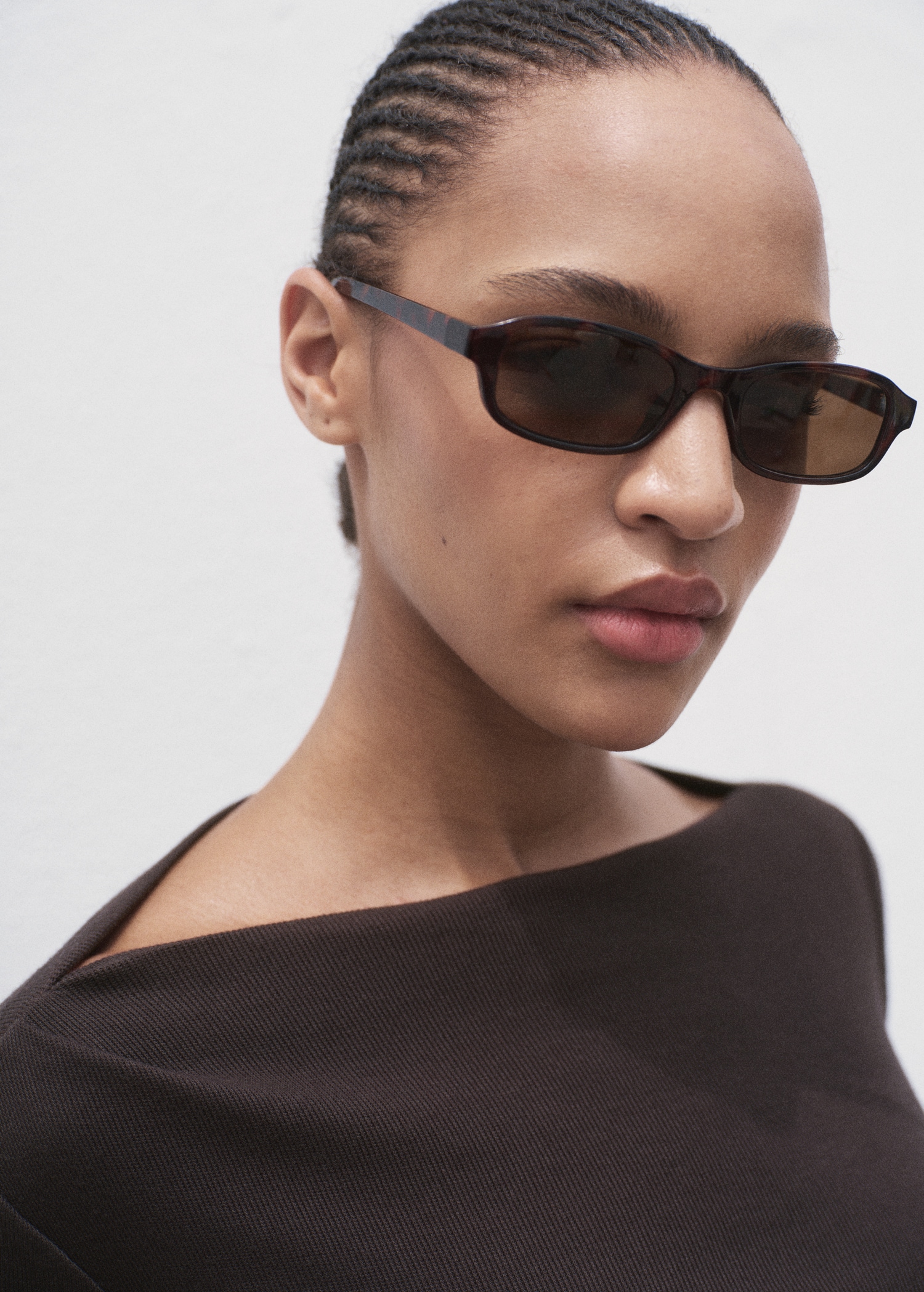 Long-sleeved boat-neck t-shirt - Women | MANGO USA