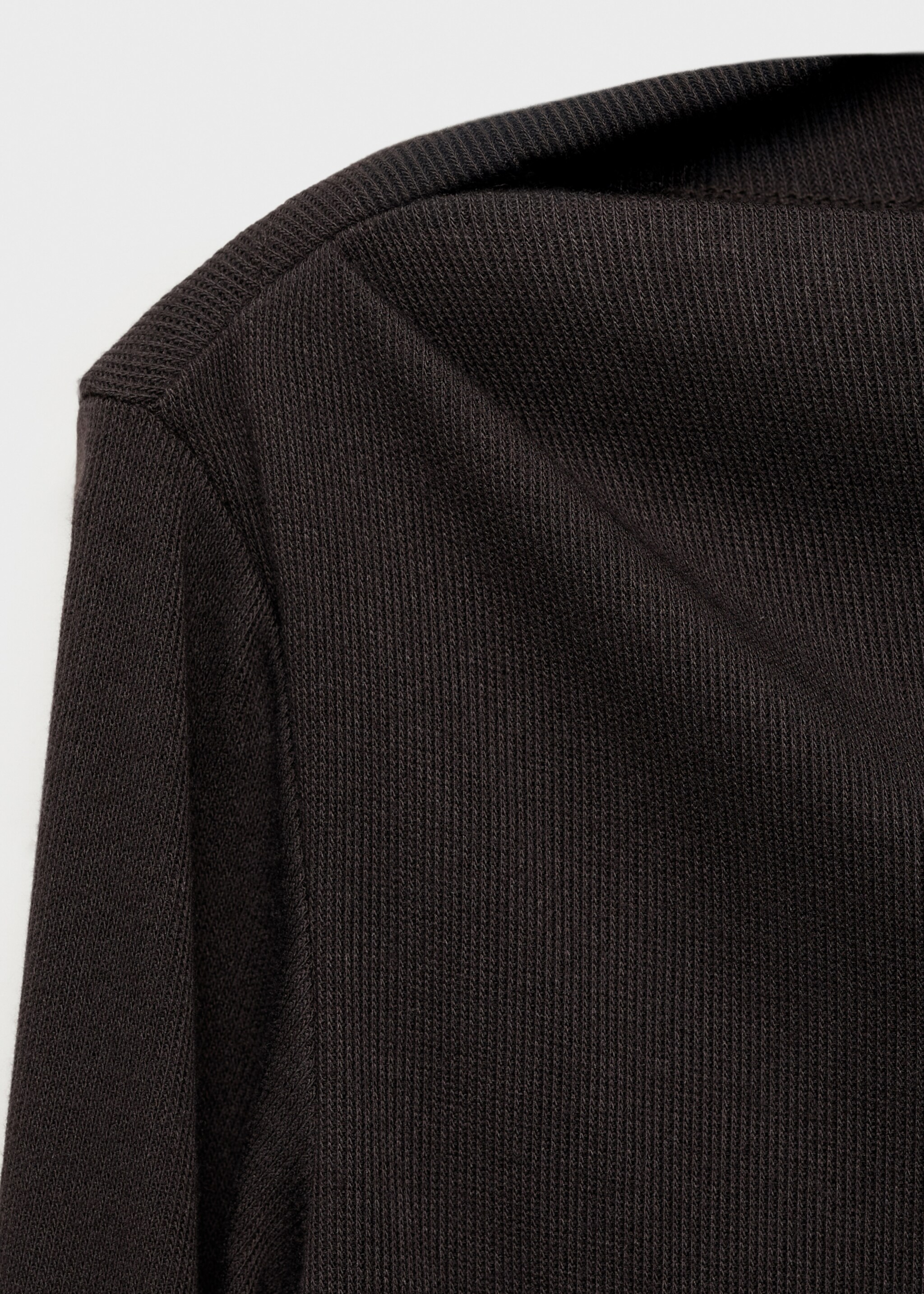 Long-sleeved boat-neck t-shirt - Details of the article 8