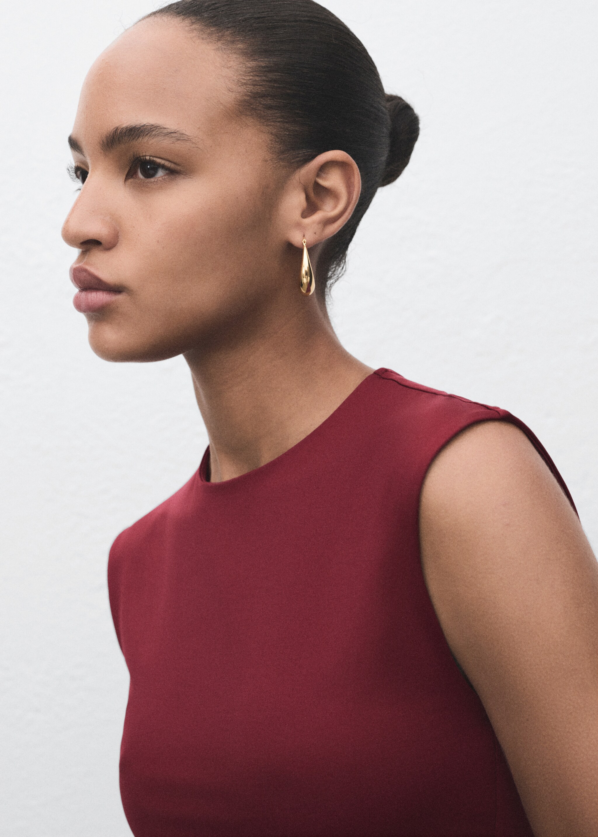 Fitted vest top - Details of the article 1