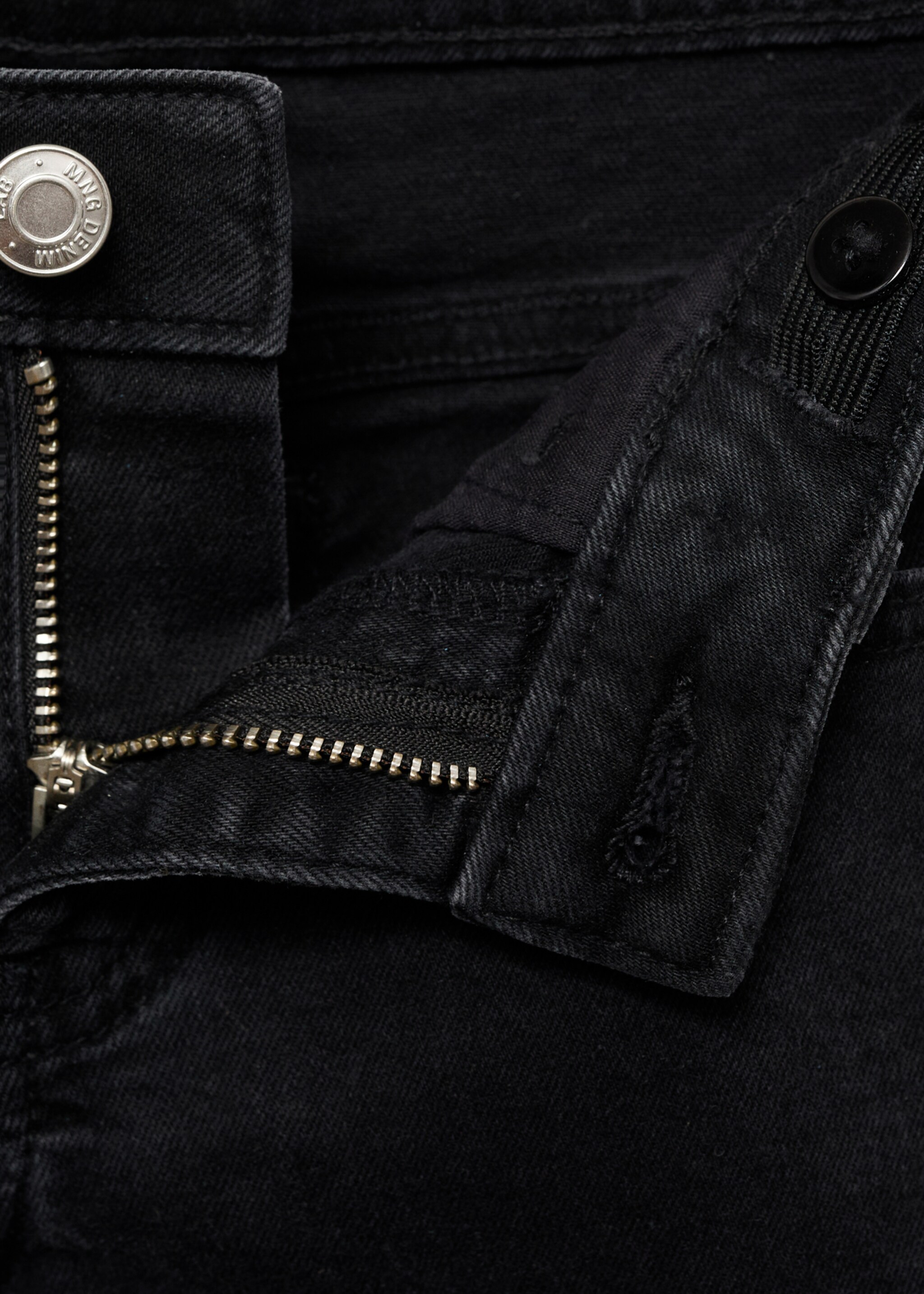 Wide leg jeans with studs - Details of the article 8