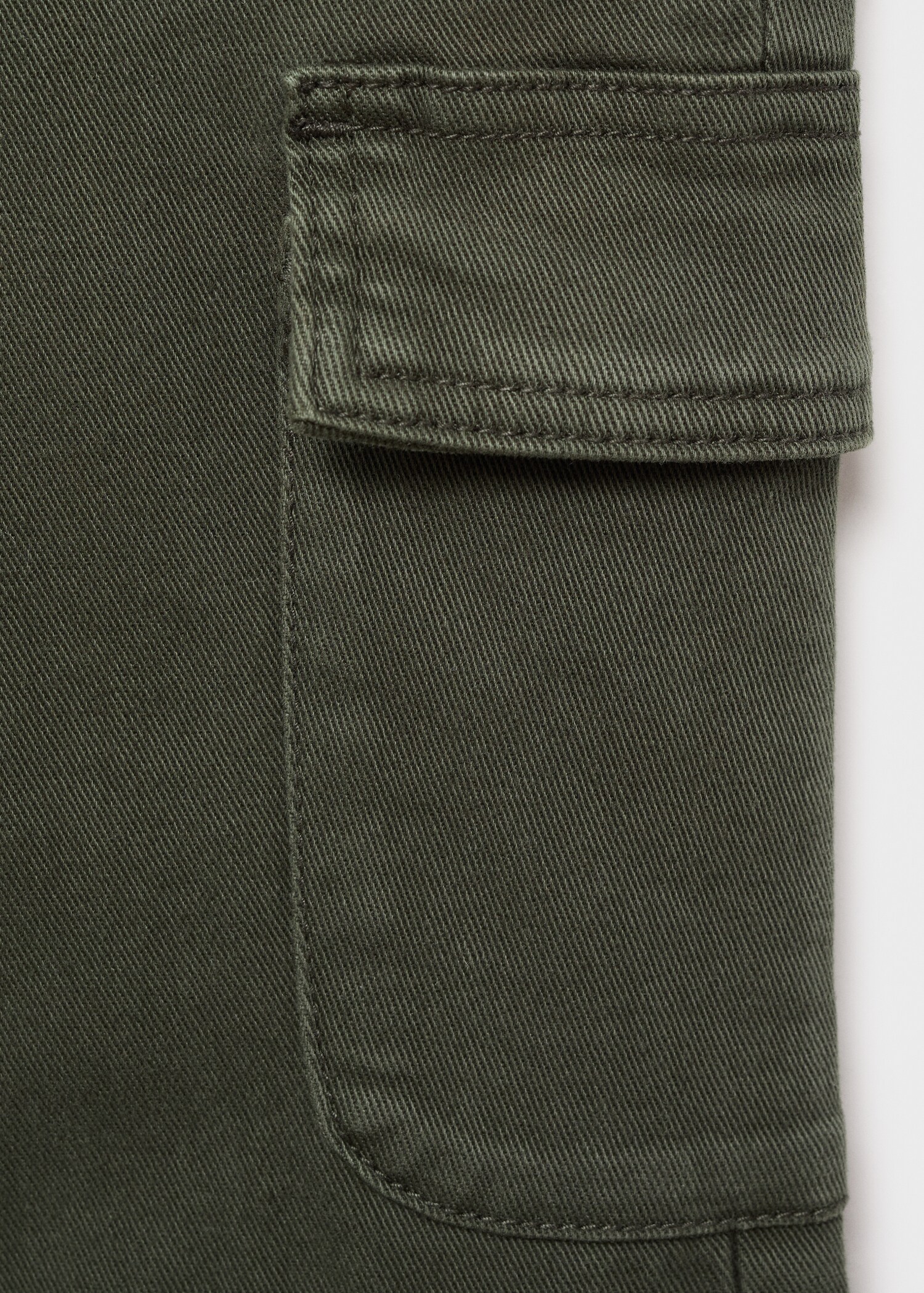 Flared cargo jeans - Details of the article 0