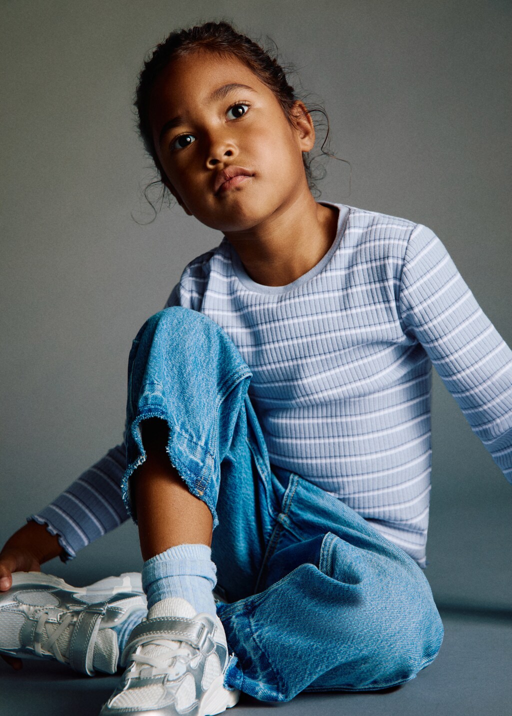 Metallic effect sneakers