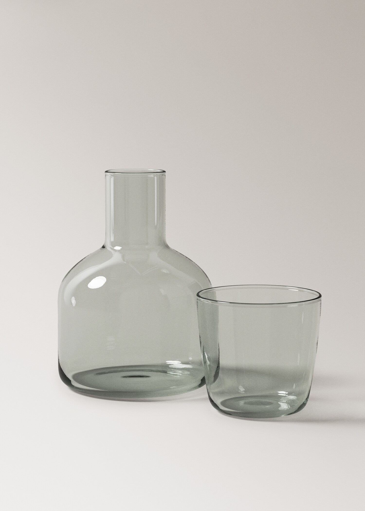 Smoked borosilicate jug - Details of the article 1