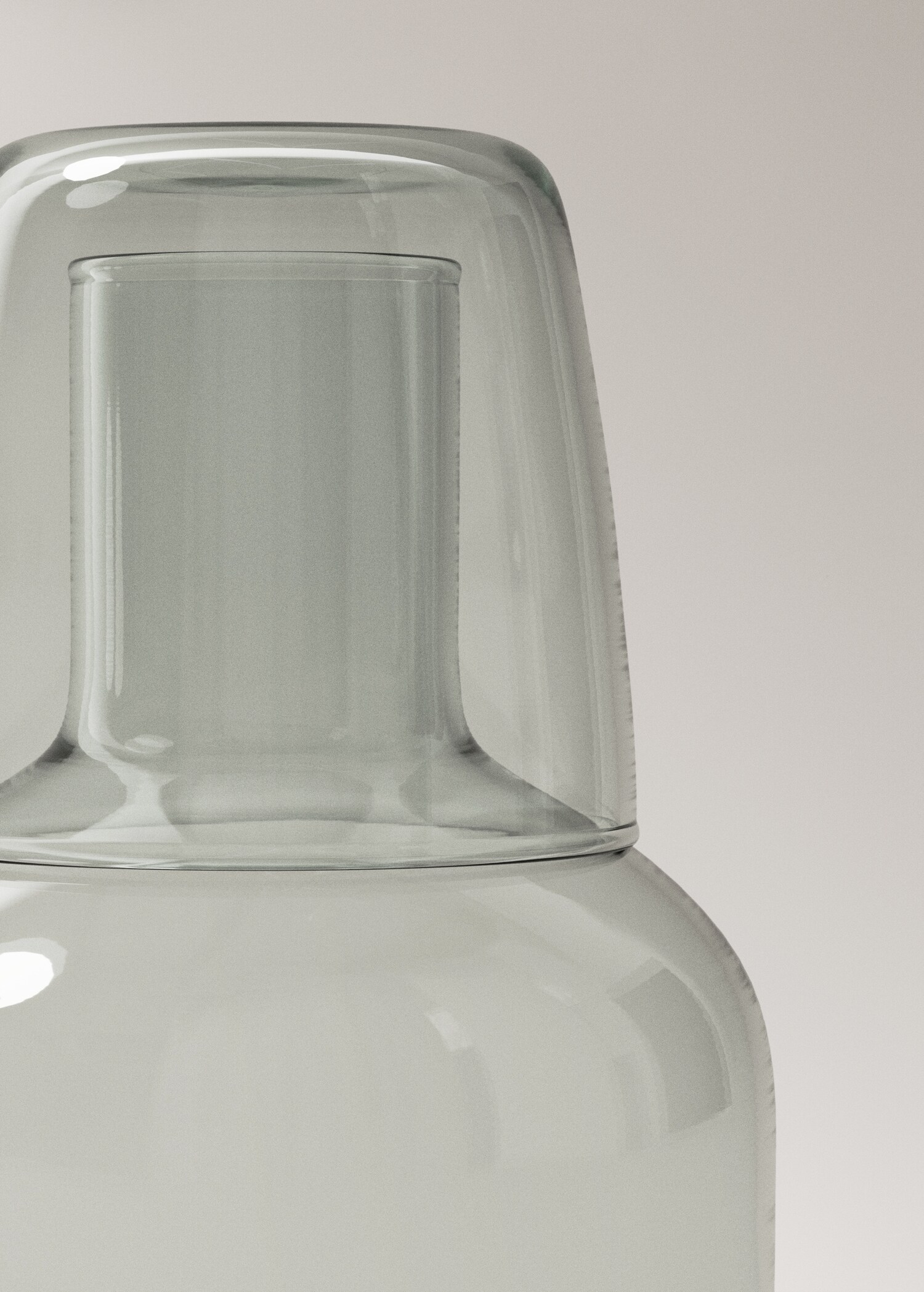 Smoked borosilicate jug - Details of the article 2