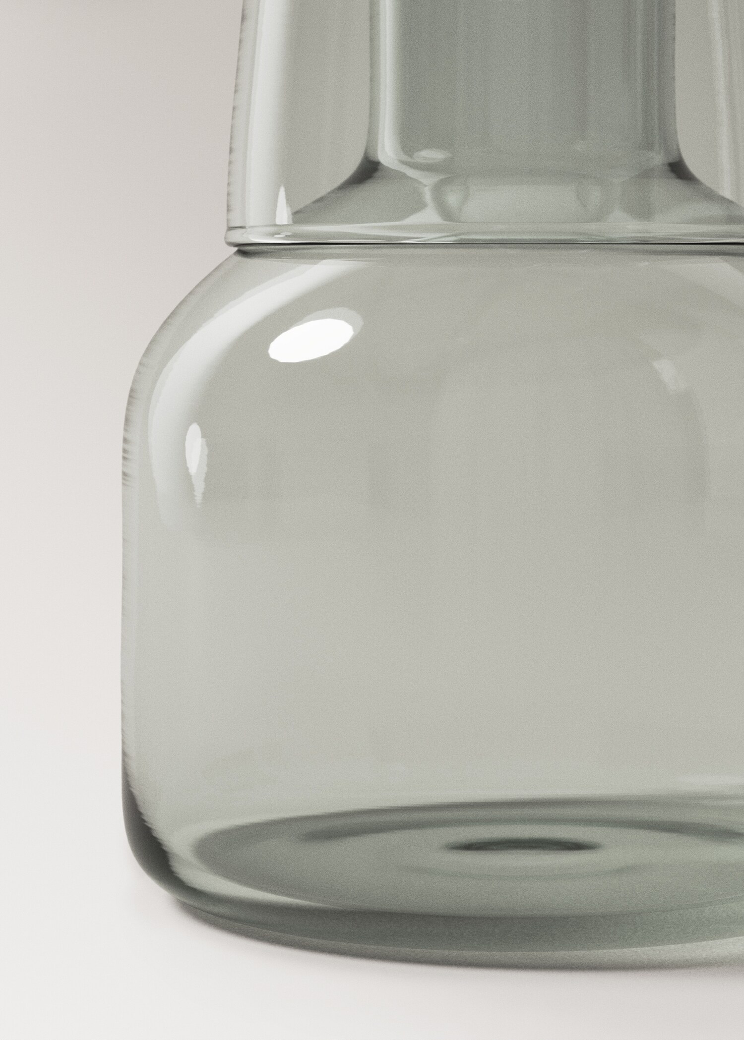 Smoked borosilicate jug - Details of the article 3