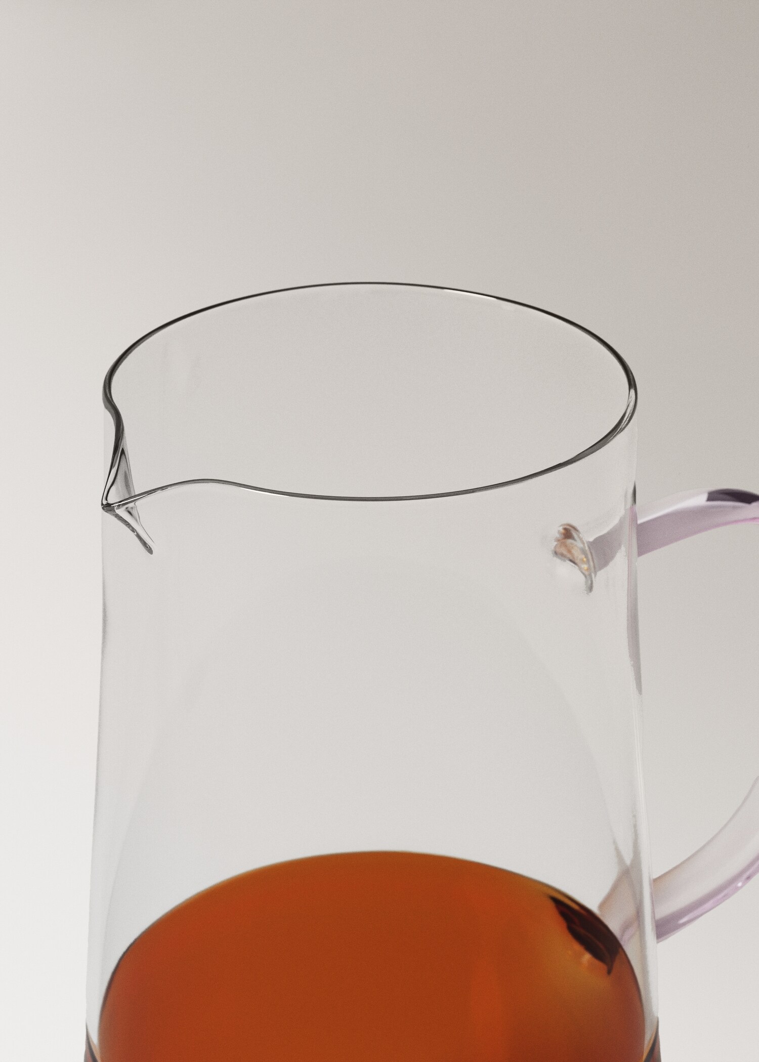 Two-tone borosilicate jug - Details of the article 1