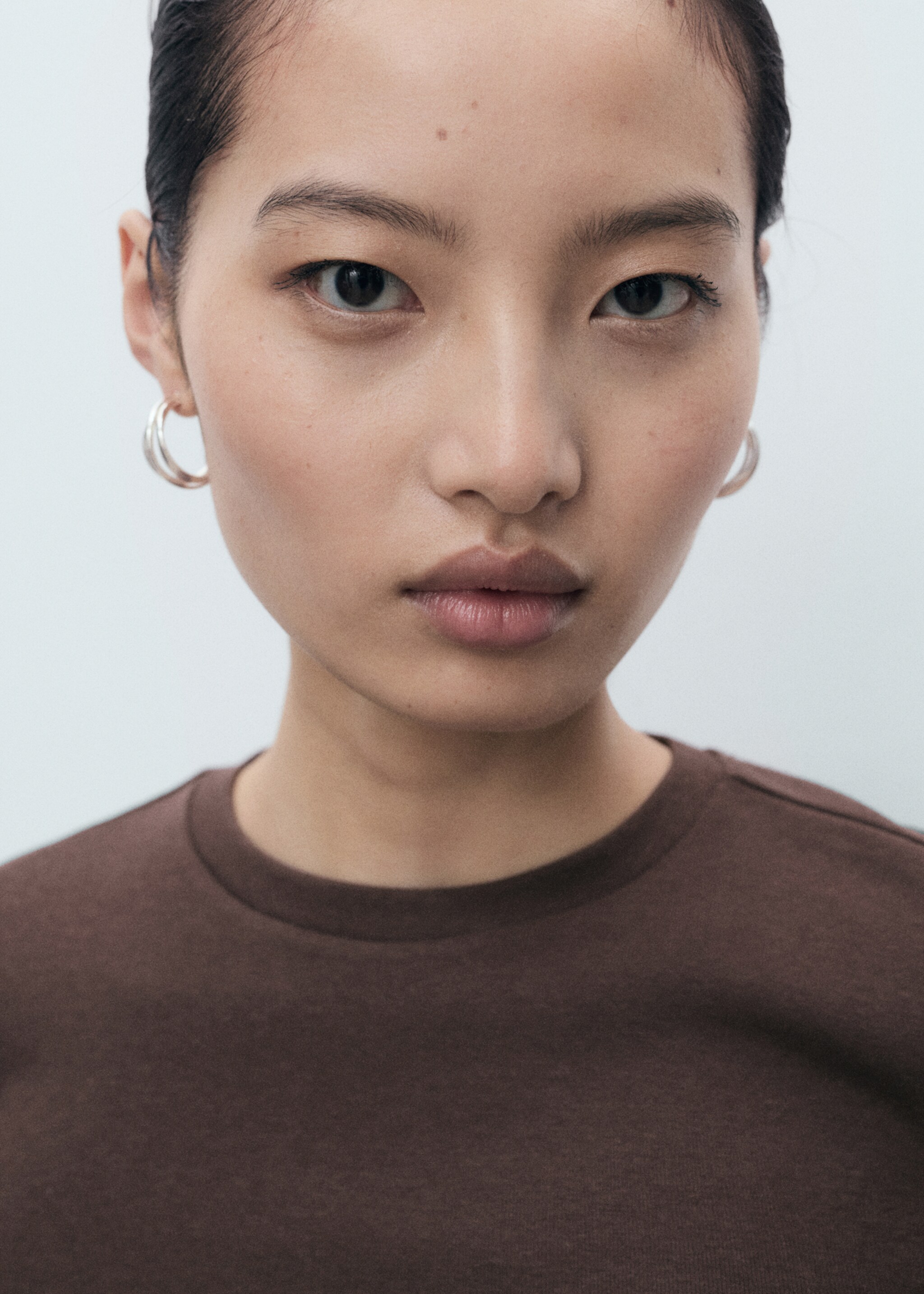 Long-sleeved cropped t-shirt - Details of the article 1, Brown. Ref: 17034781-00.