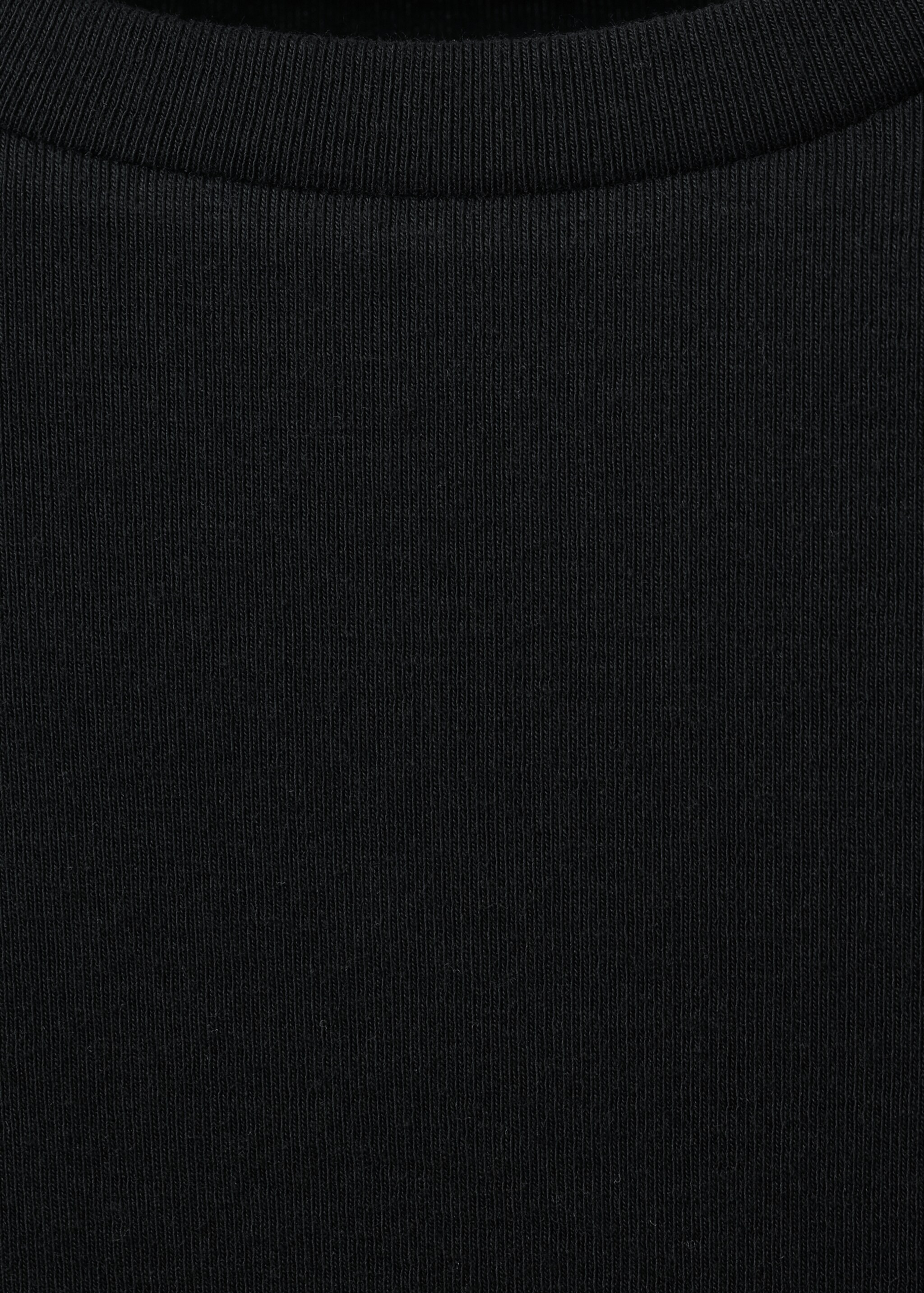 Long-sleeved cropped t-shirt - Details of the article 8, Black. Ref: 17034781-00.