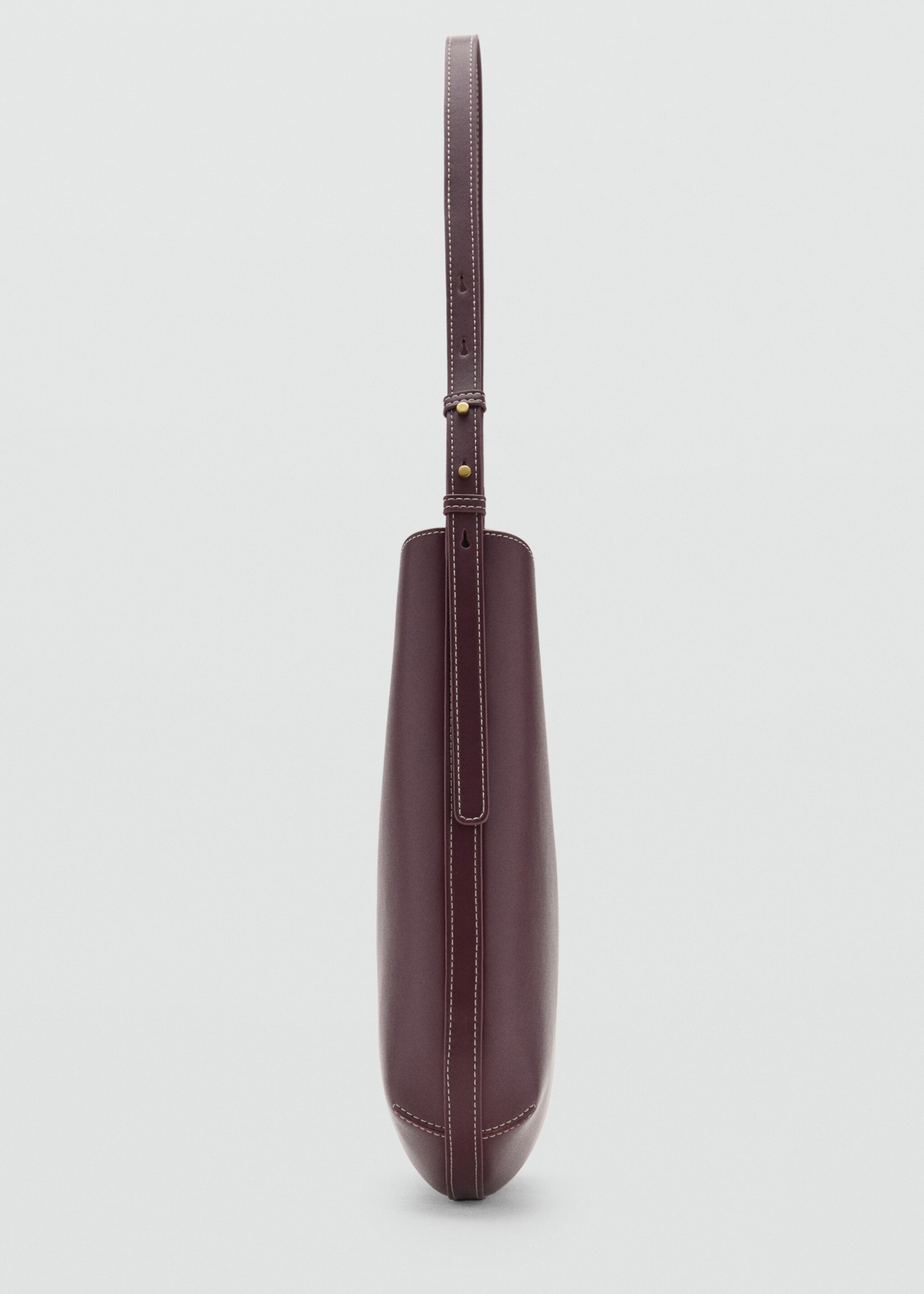 Large oval shoulder bag - Details of the article 2, Burgundy. Ref: 17034786-00.