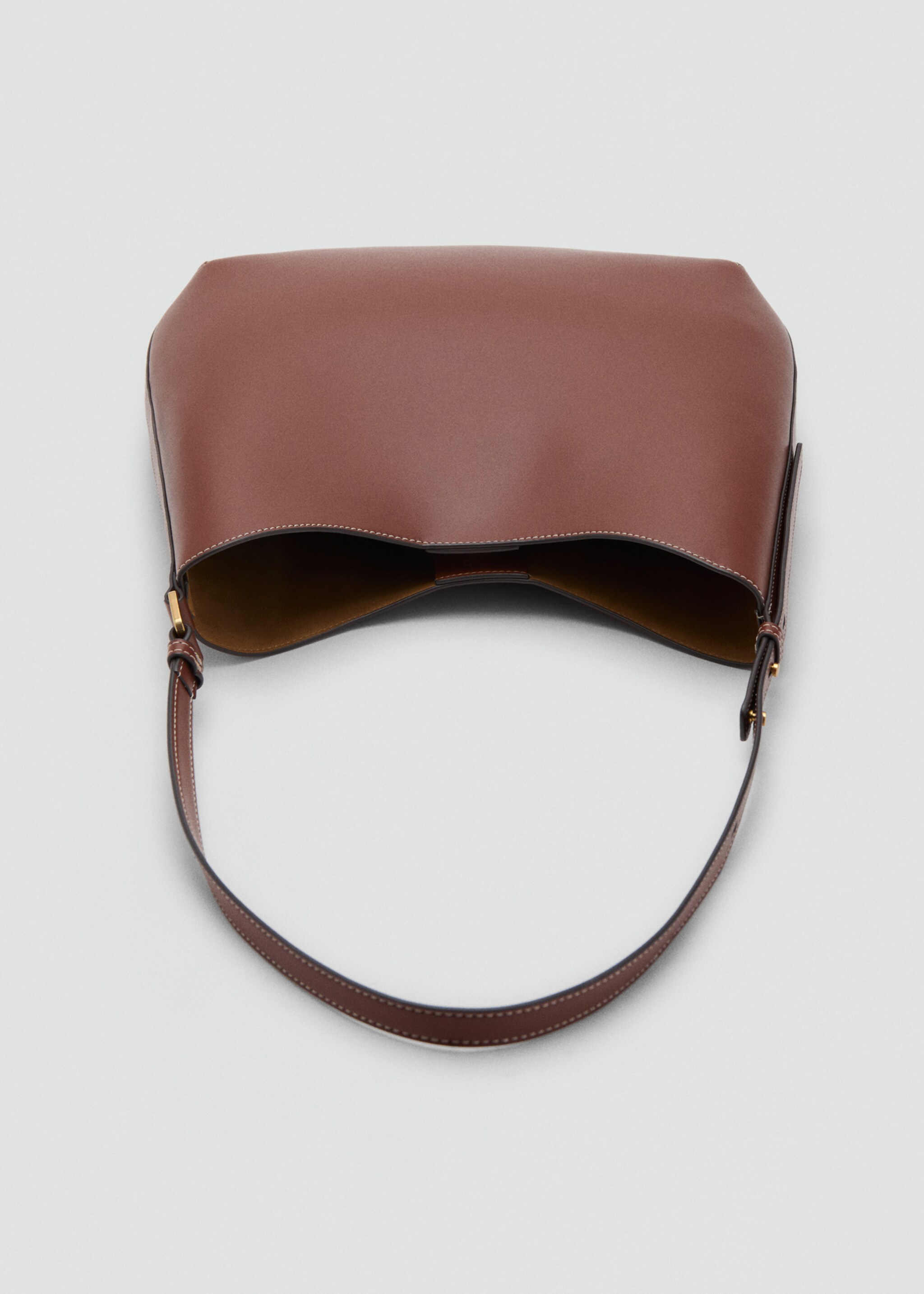 Large oval shoulder bag - Details of the article 3, Leather. Ref: 17034786-00.