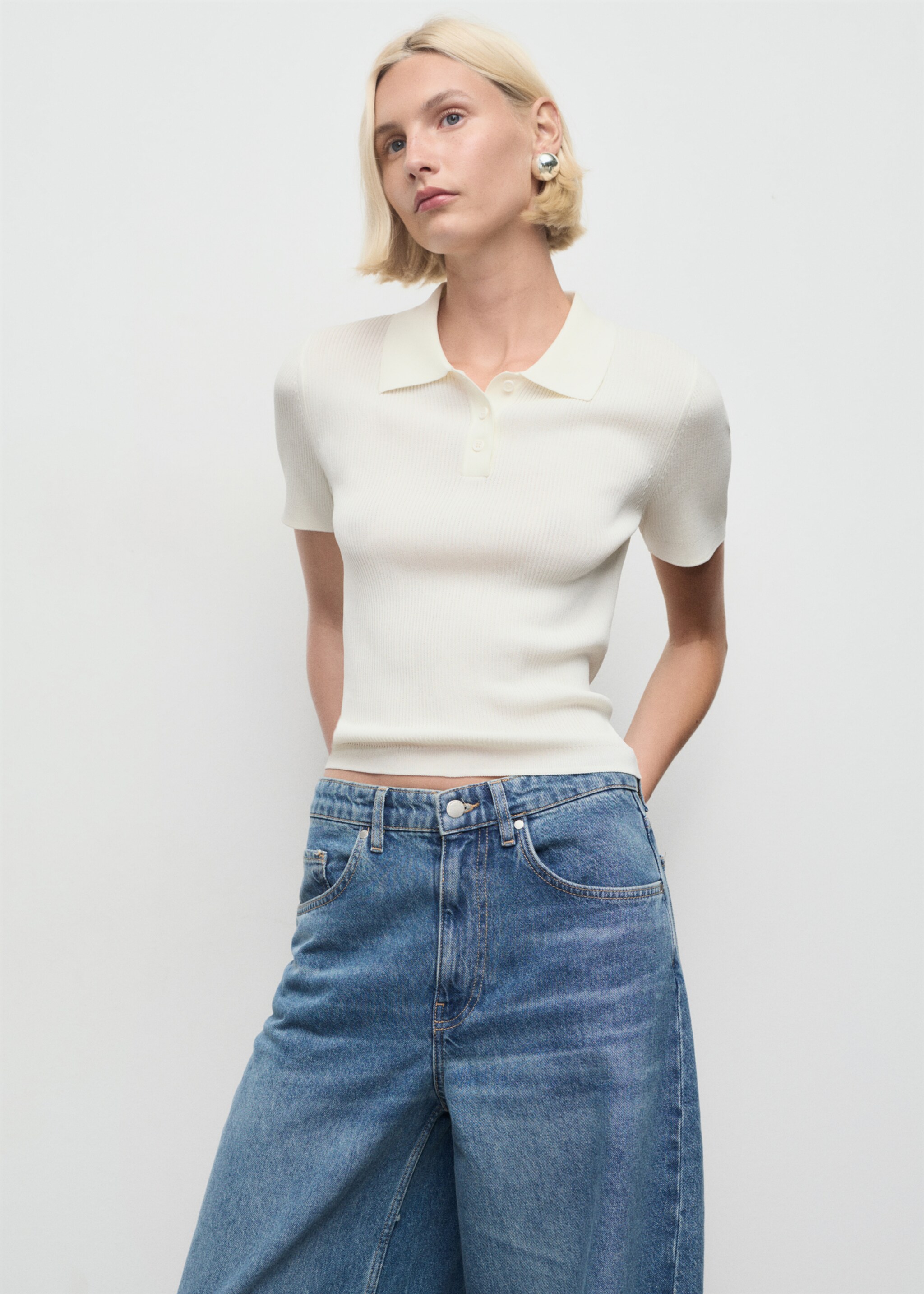 Mid-rise balloon jeans - Details of the article 2, Medium Blue. Ref: 17034788-00.