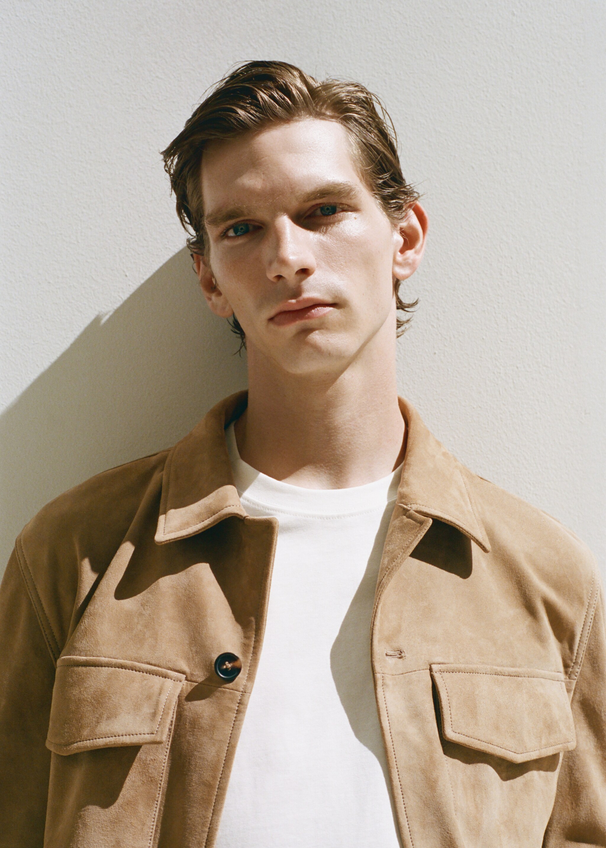 100% leather jacket with pockets - Details of the article 5, Medium Brown. Ref: 17035140-00.