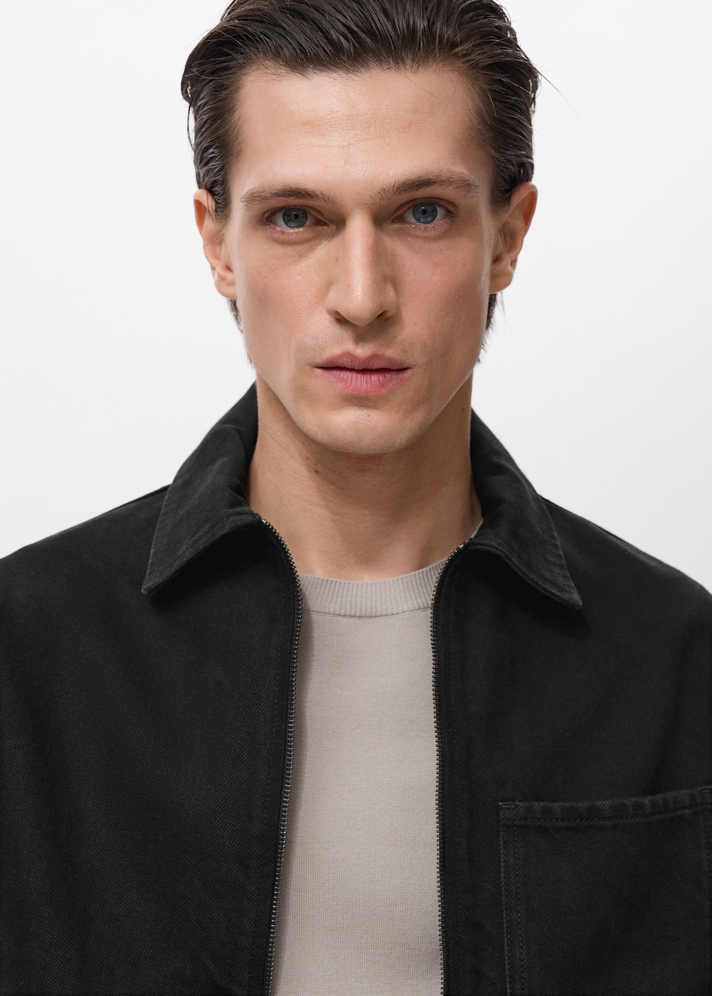 Denim jacket with pockets