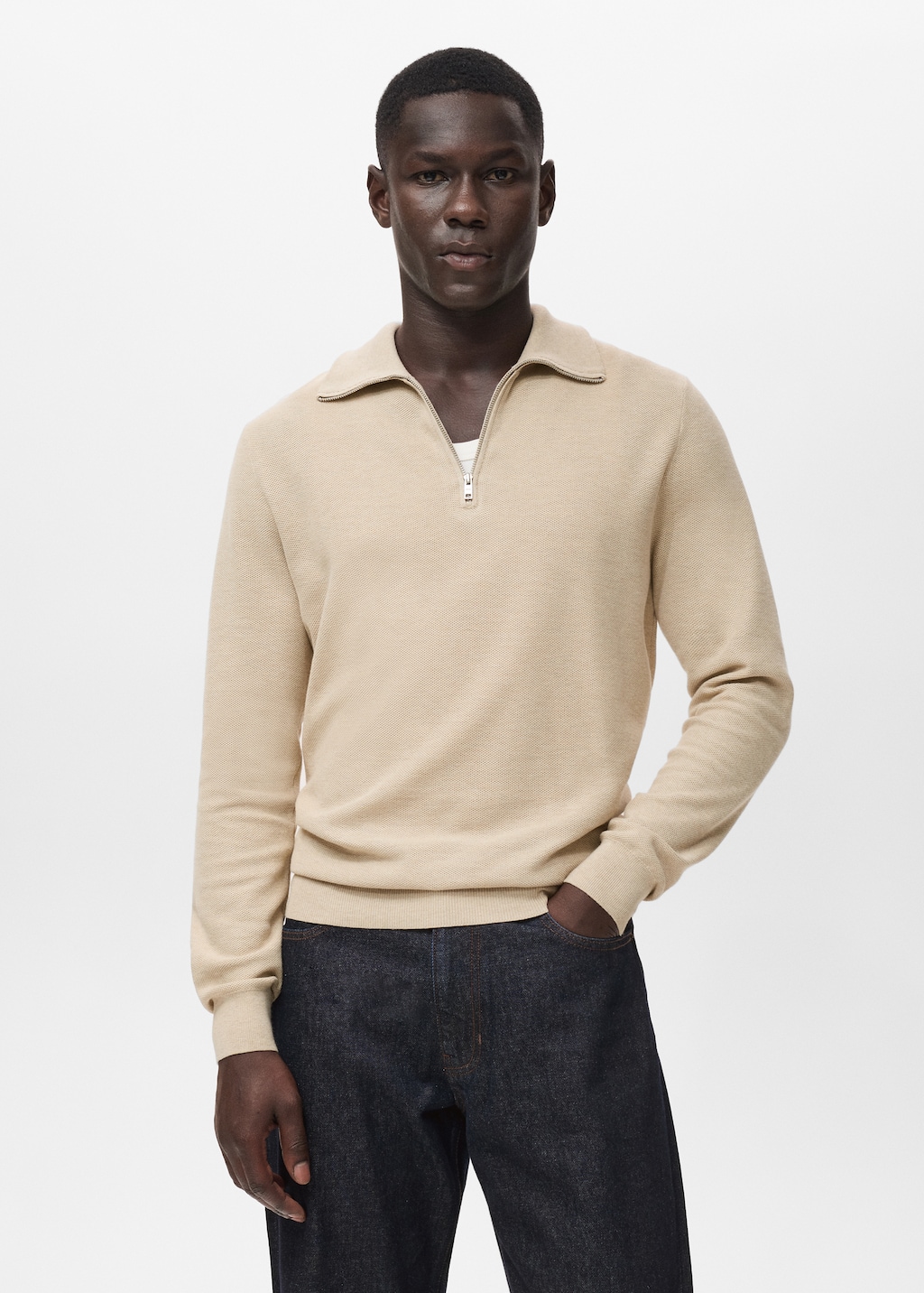 Microstructure sweater with zipper collar