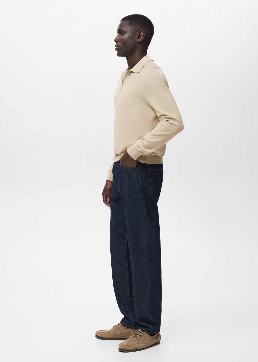 Microstructure sweater with zipper collar