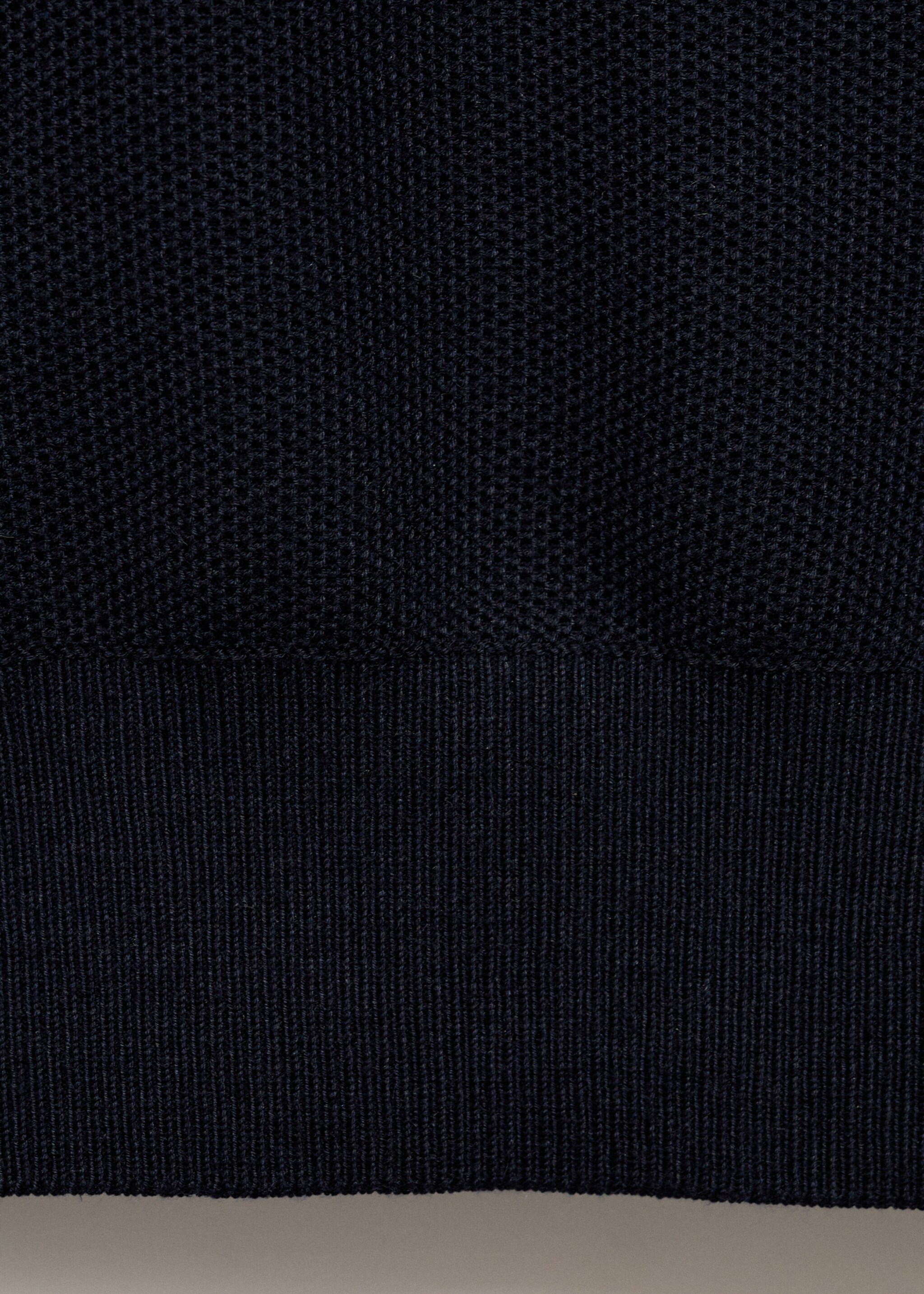 Microstructure sweater with zipper collar - Details of the article 0
