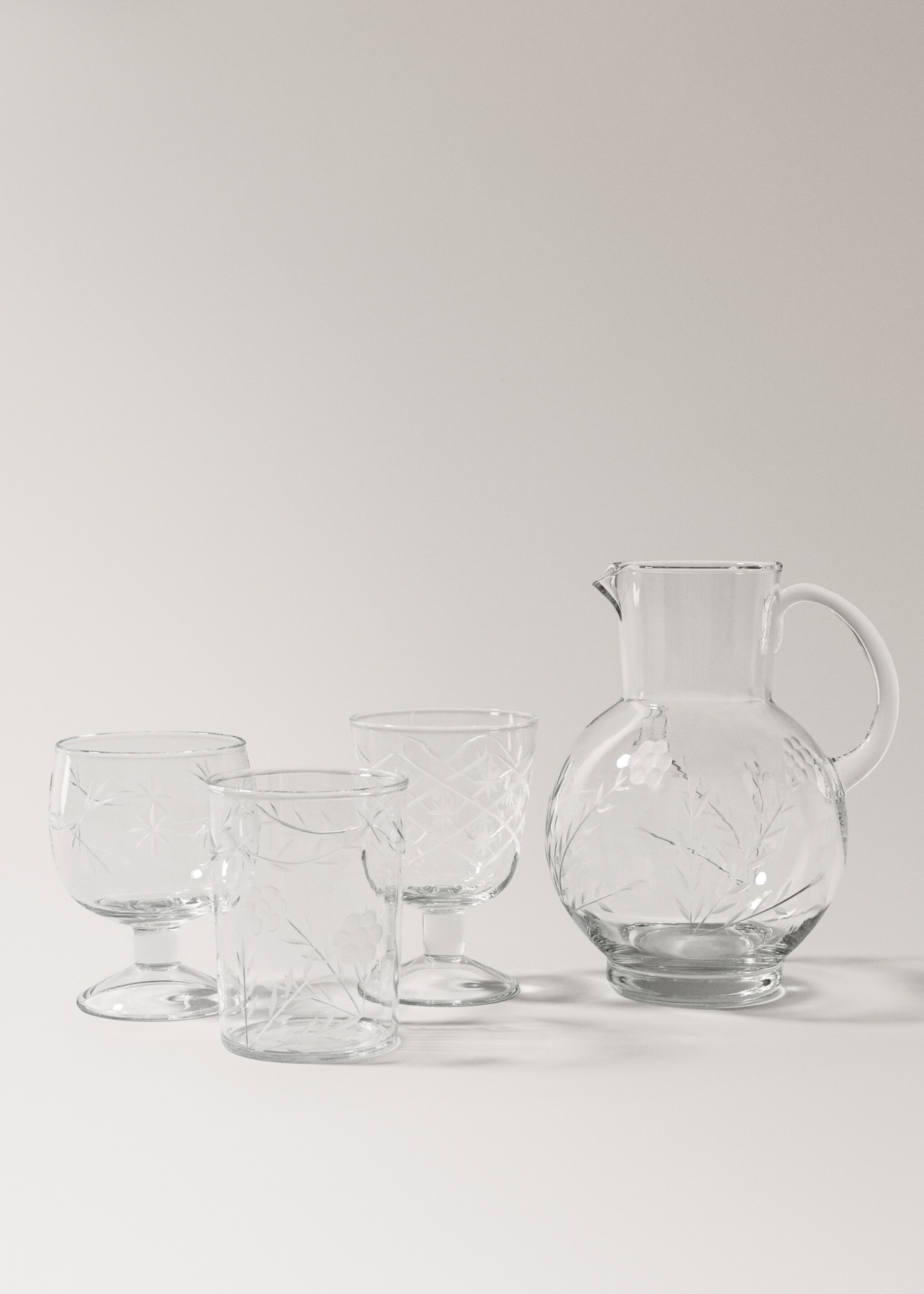 Carved glown glass tumbler - Details of the article 3, Off White. Ref: 17035165-00.