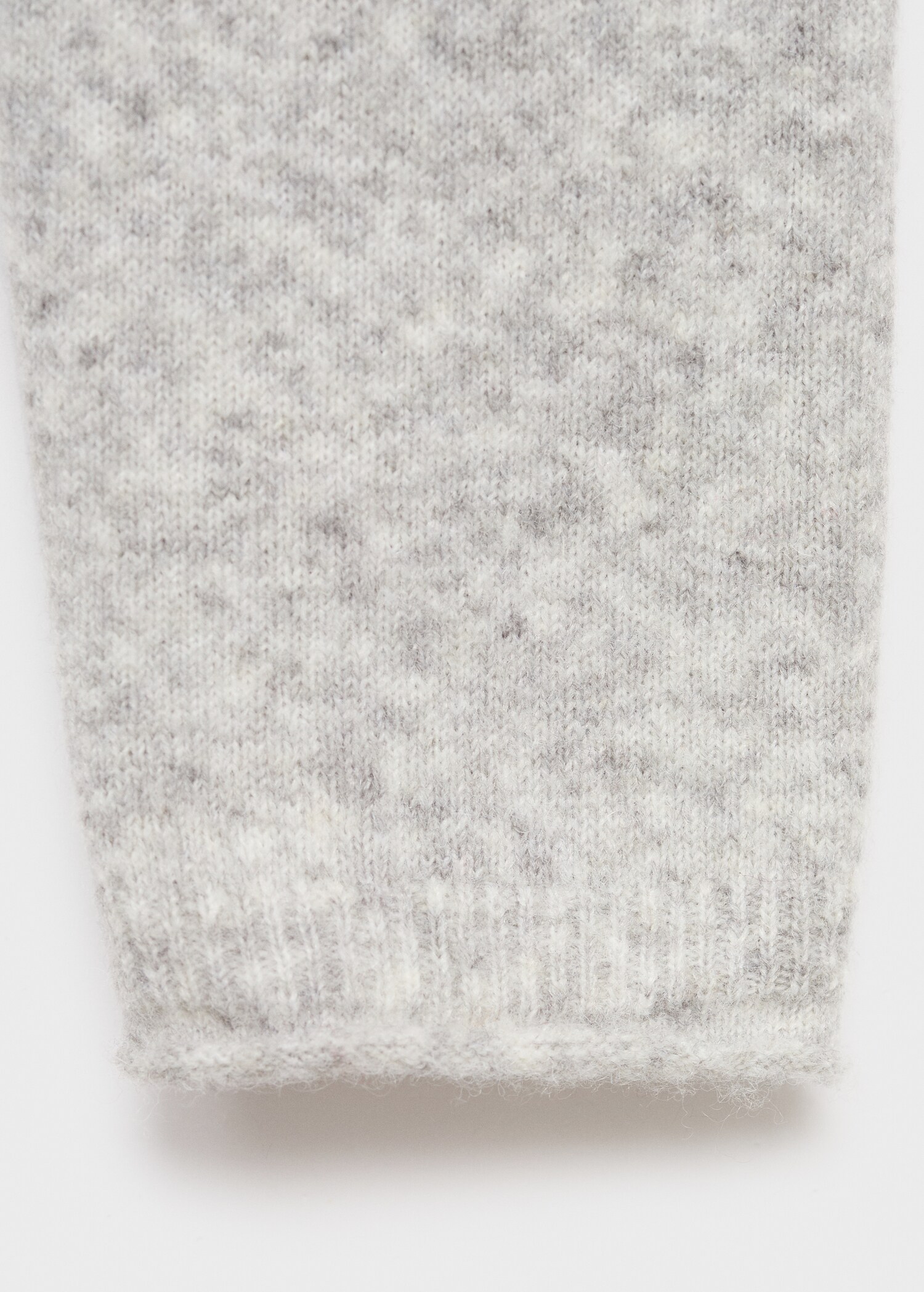 Cropped cardigan with buttons - Details of the article 0
