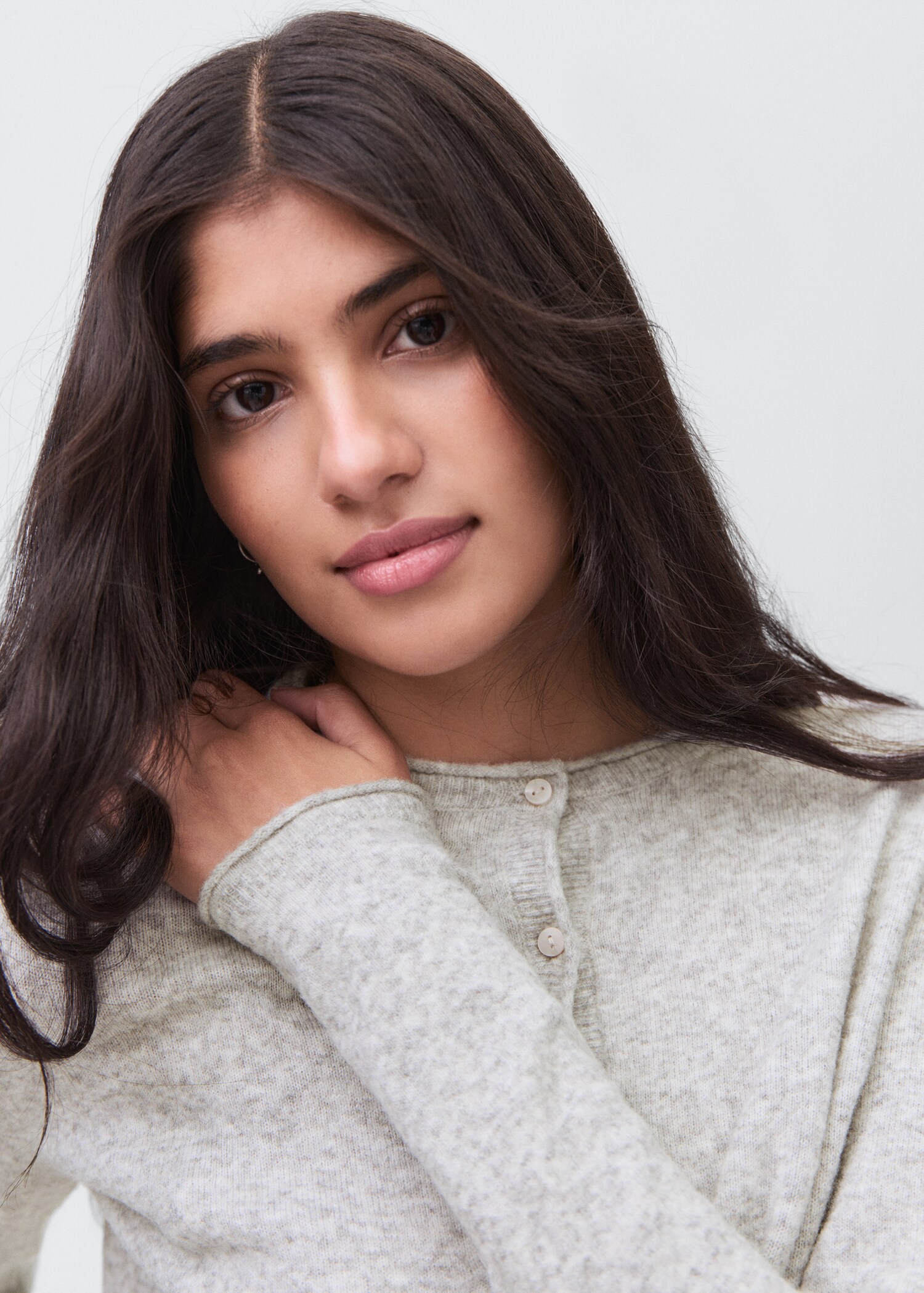 Cropped cardigan with buttons - Details of the article 1