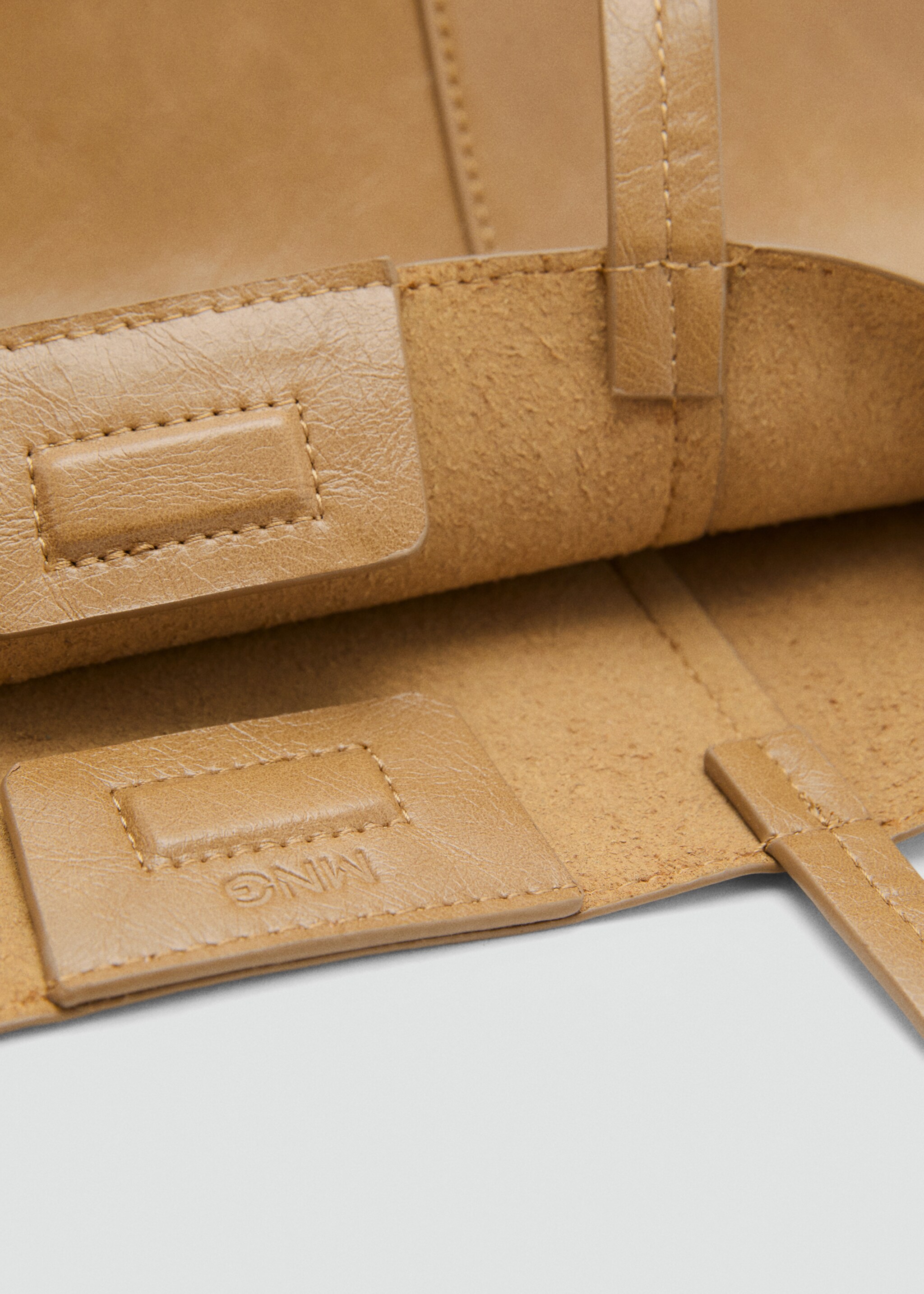 Medium shopper bag - Details of the article 2, Caramel. Ref: 17035795-00.