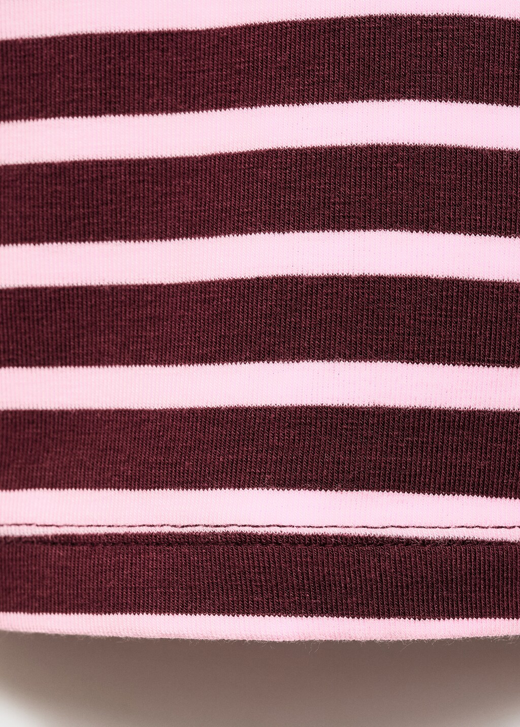 Long-sleeved striped t-shirt
