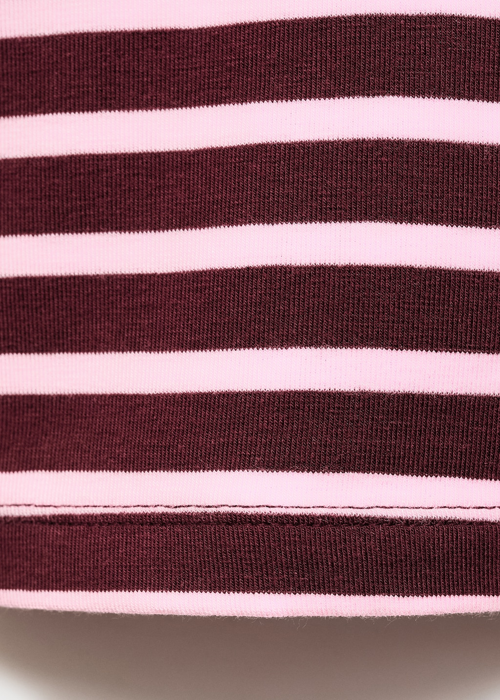 Long-sleeved striped t-shirt