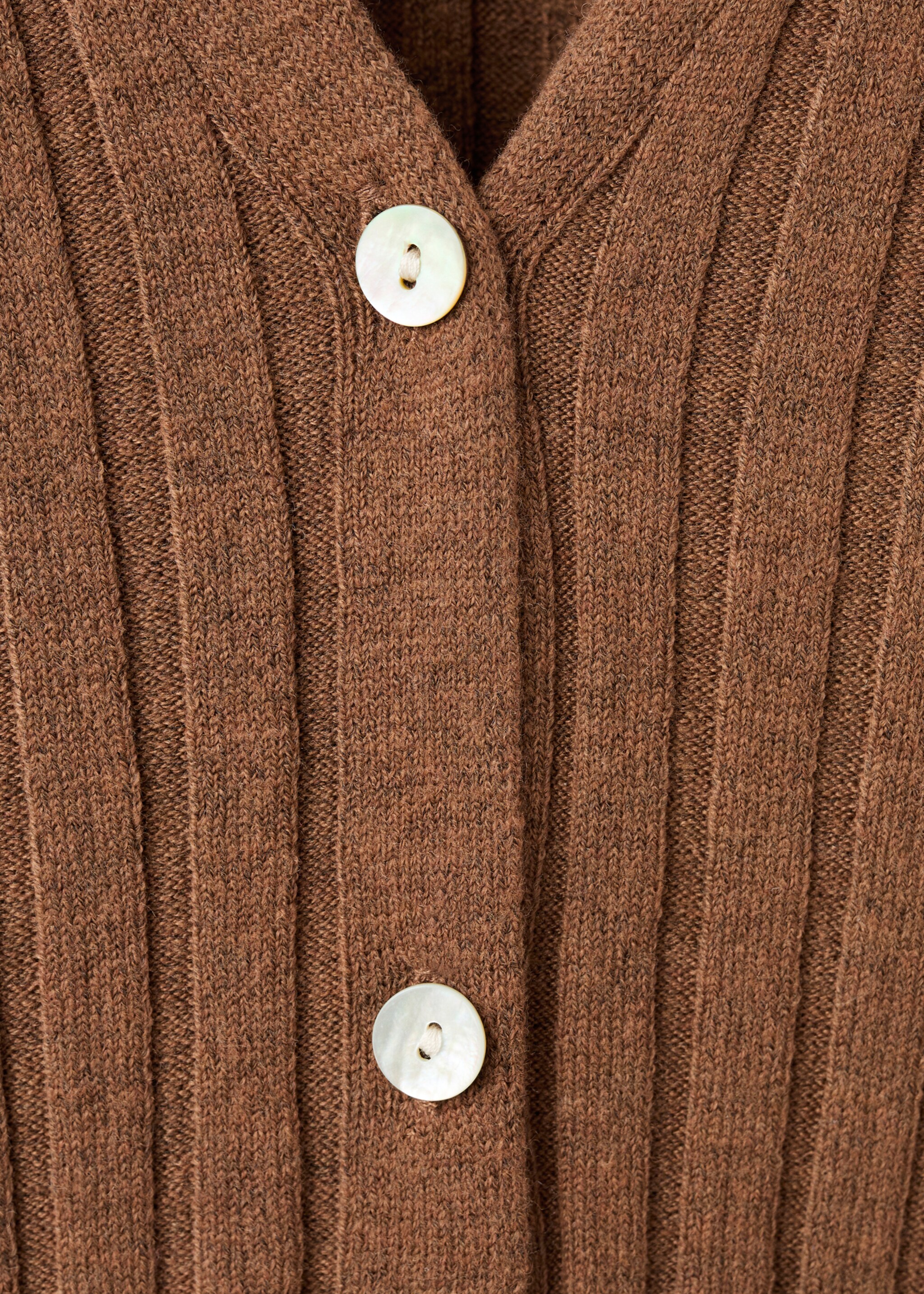 Cardigan maille fine côtelée - Détail de l'article 8, Chocolat. Ref: 17035800-00.