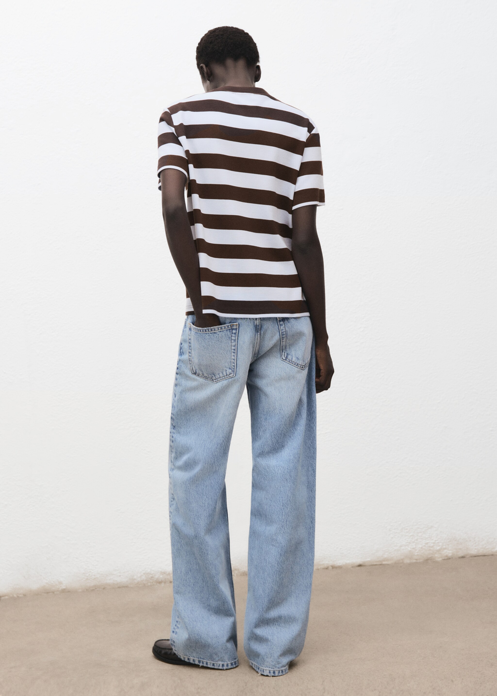 Striped short-sleeved t-shirt - Reverse of the article, Brown. Ref: 17035803-00.