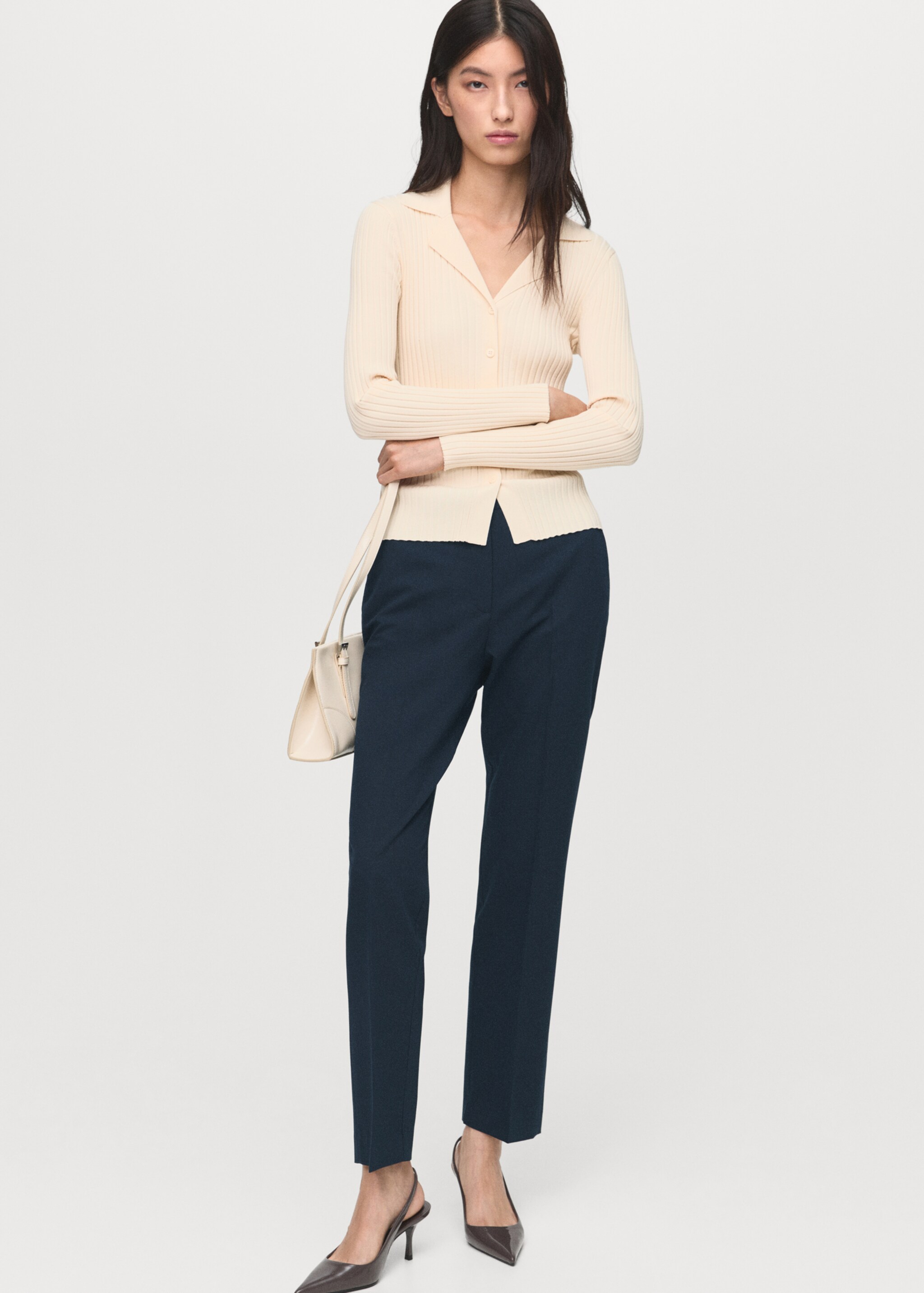 Straight suit trousers - Details of the article 2, Navy. Ref: 17035806-00.