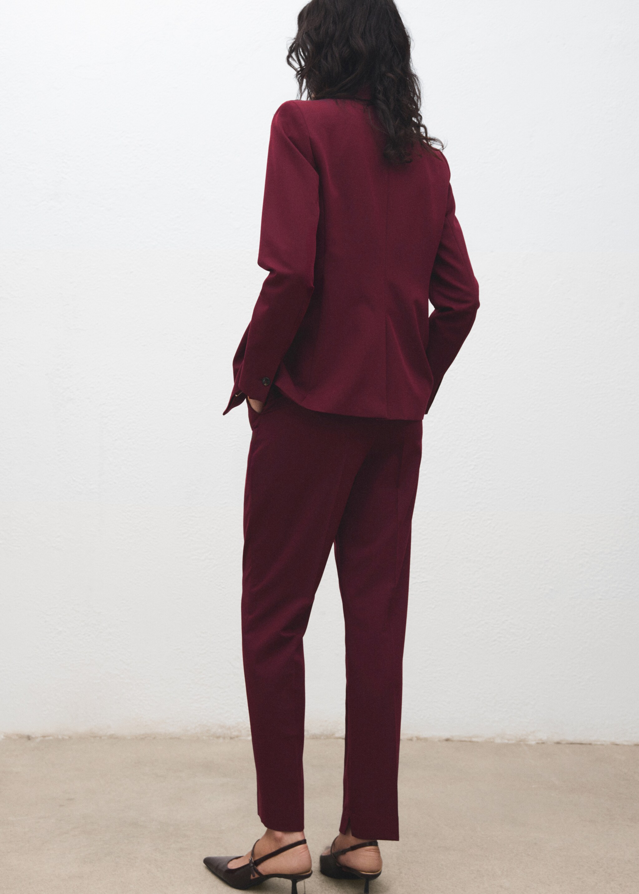 Straight suit trousers - Reverse of the article, Wine. Ref: 17035806-00.