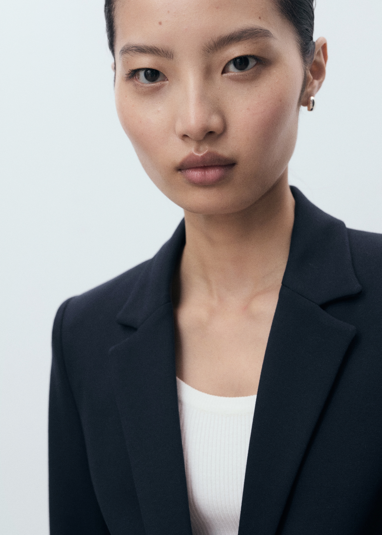 Fitted suit jacket - Details of the article 1