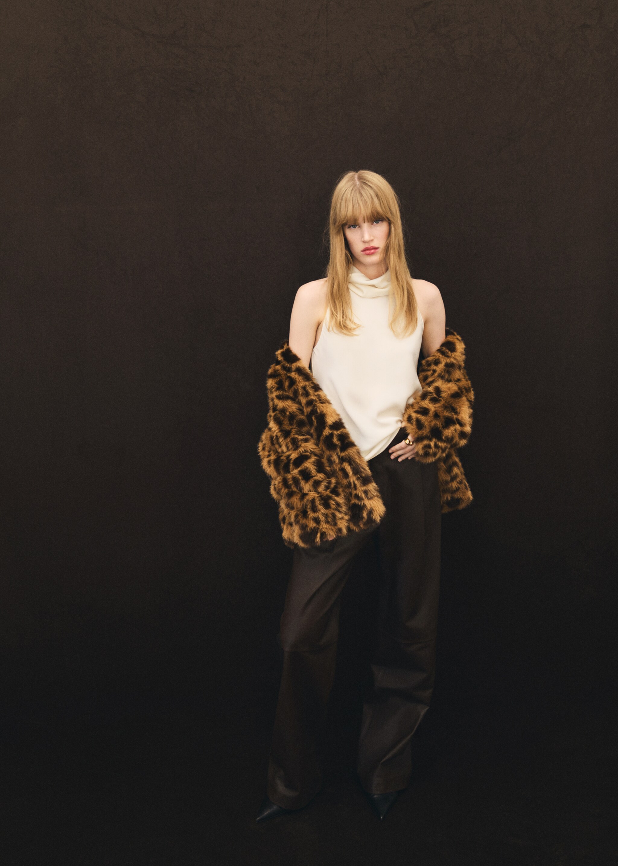 Draped neck blouse - Details of the article 1, Ecru. Ref: 17035816-00.