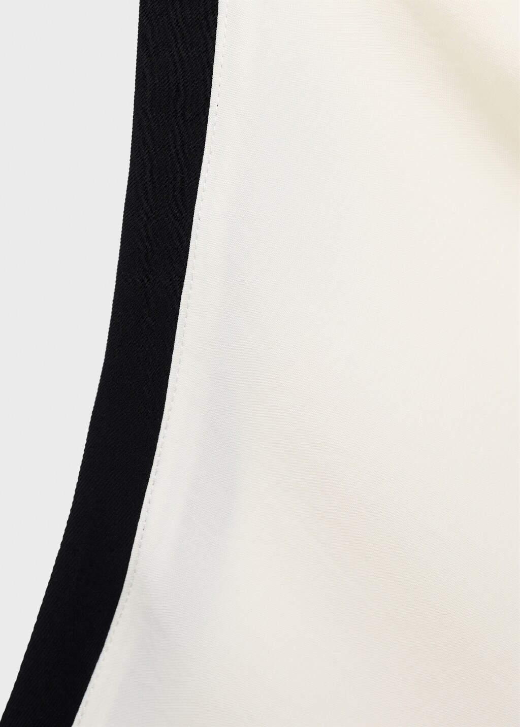 Blouse with draped collar and contrasting trim